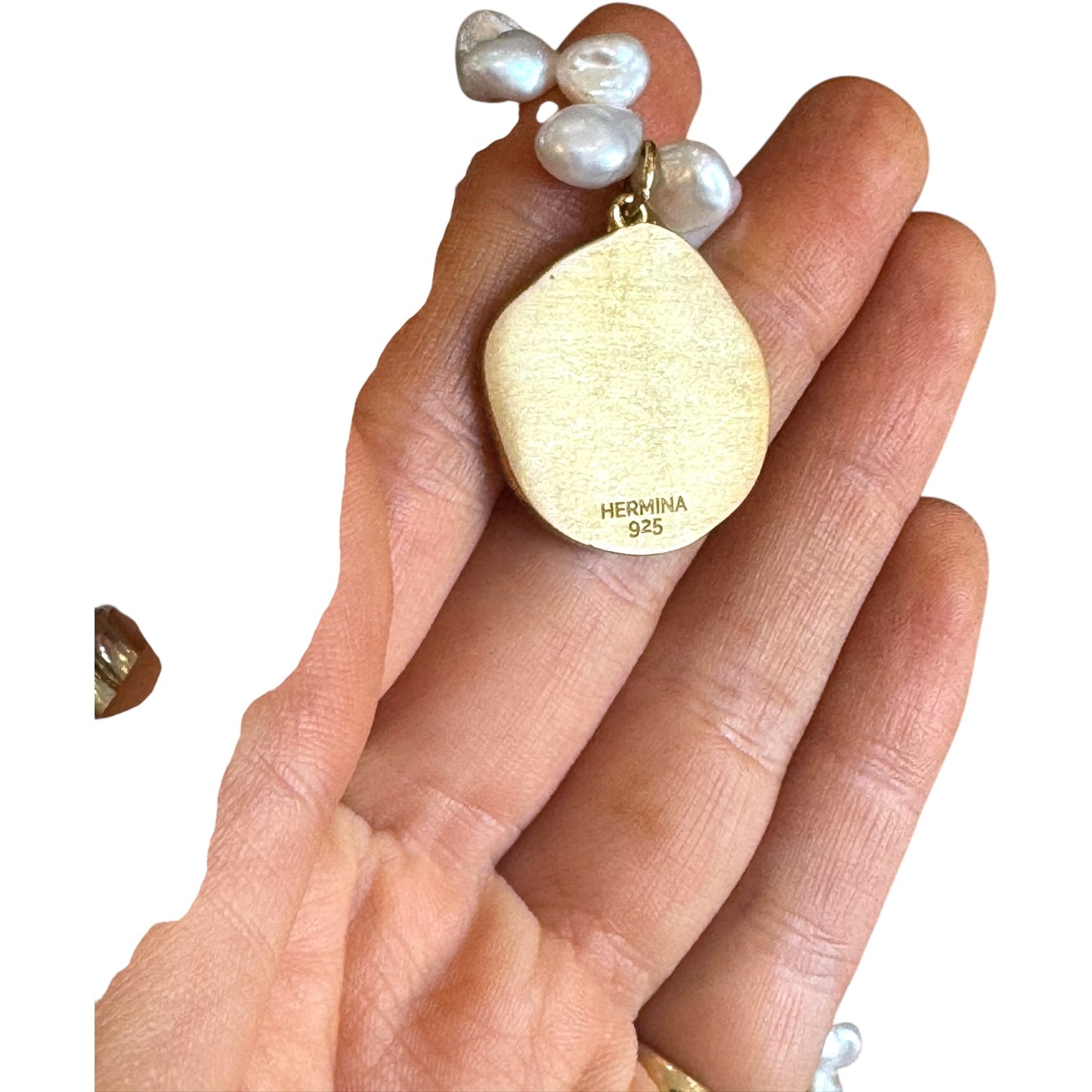 Hermina Athens Hermis Lustre Clip On Flower Pearl Necklace