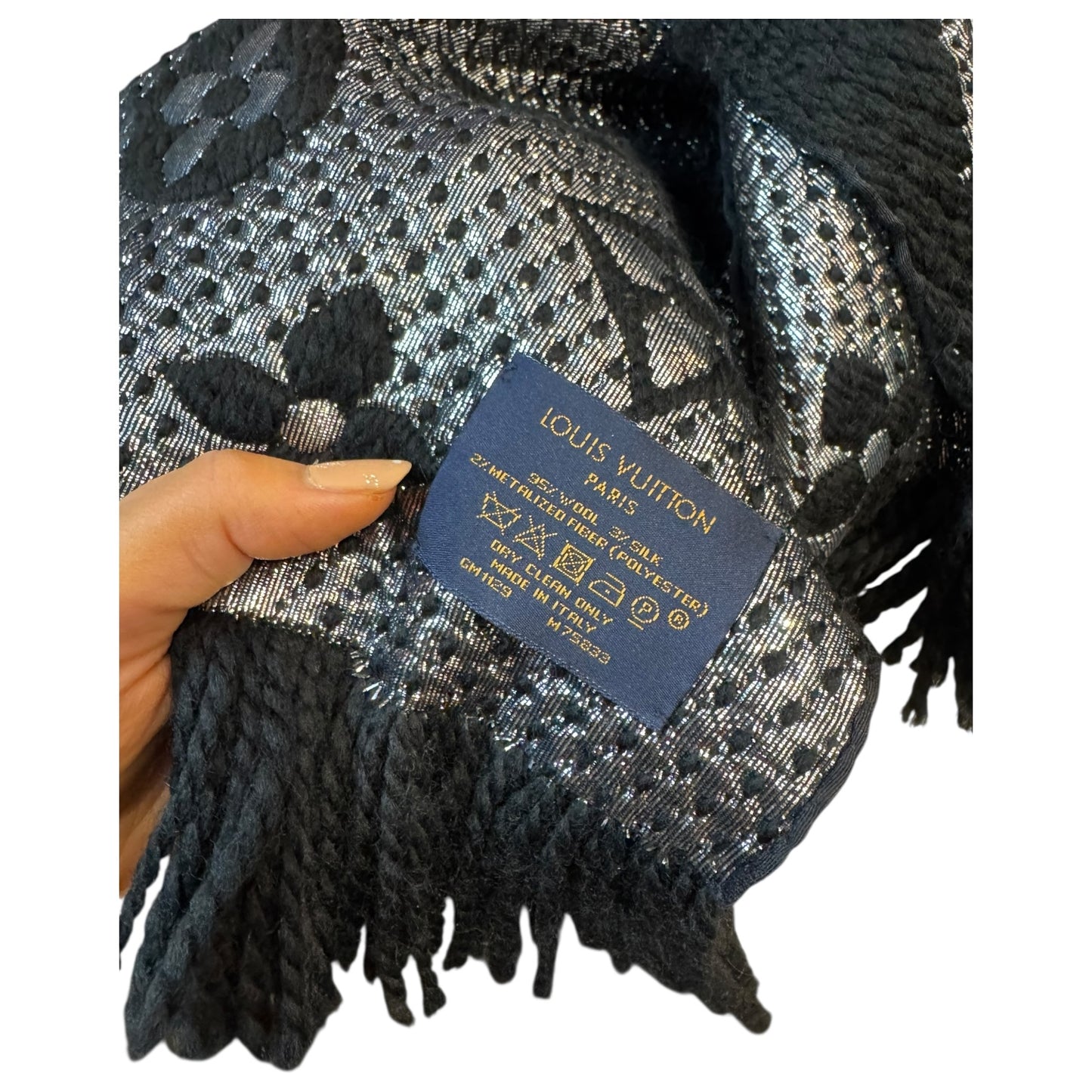 Louis Vuitton Monogram Echarpe Mania Shine Scarf Black