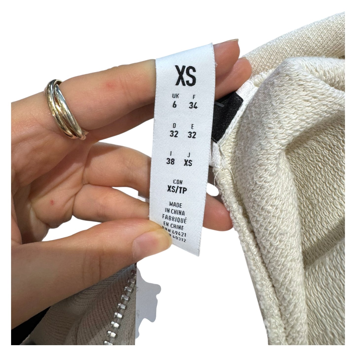 Reebok By Victoria Beckham Off-White Cropped Cowl Pullover - 6/8
