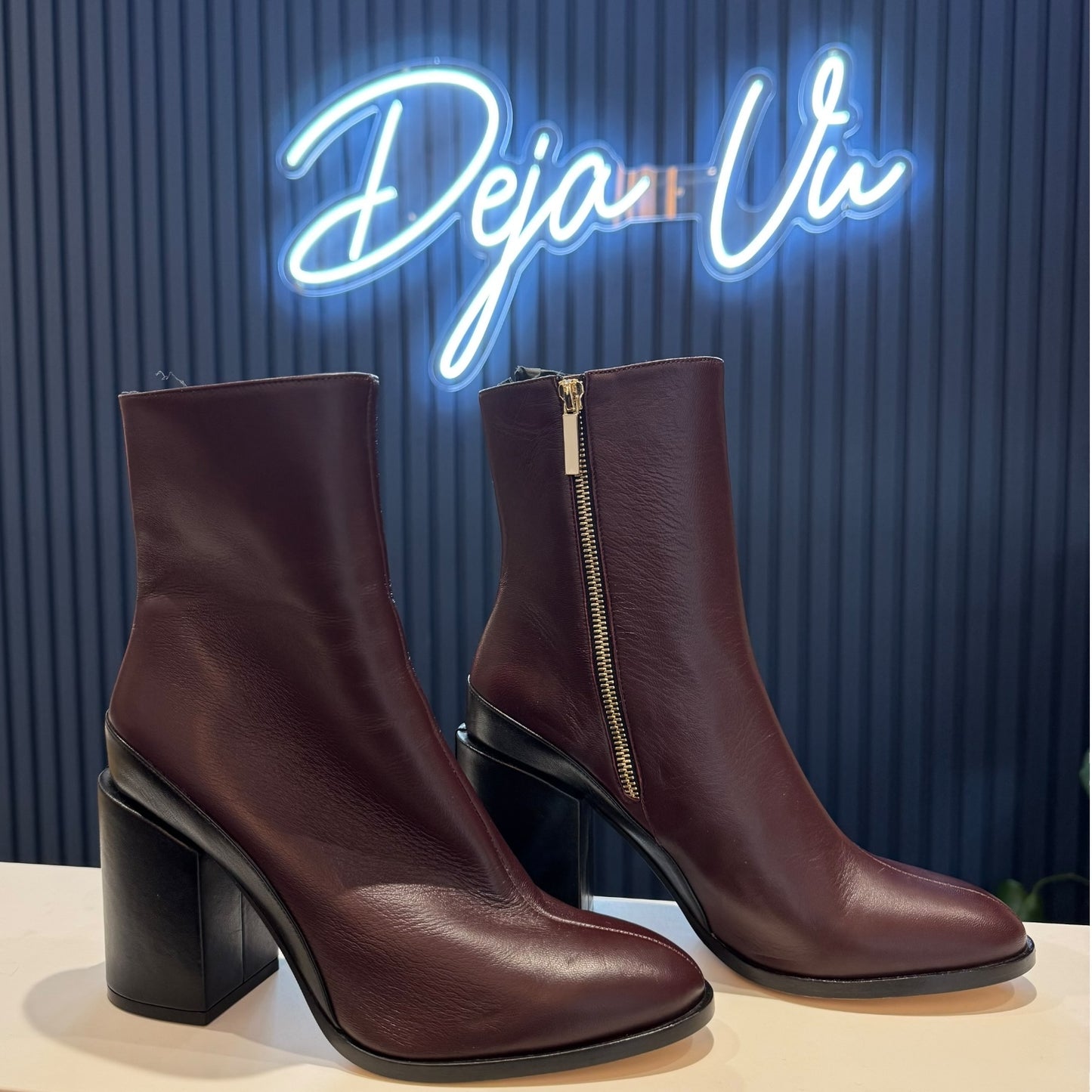 Dear Frances Spirit Red Boot - 39 / 6 - NEW