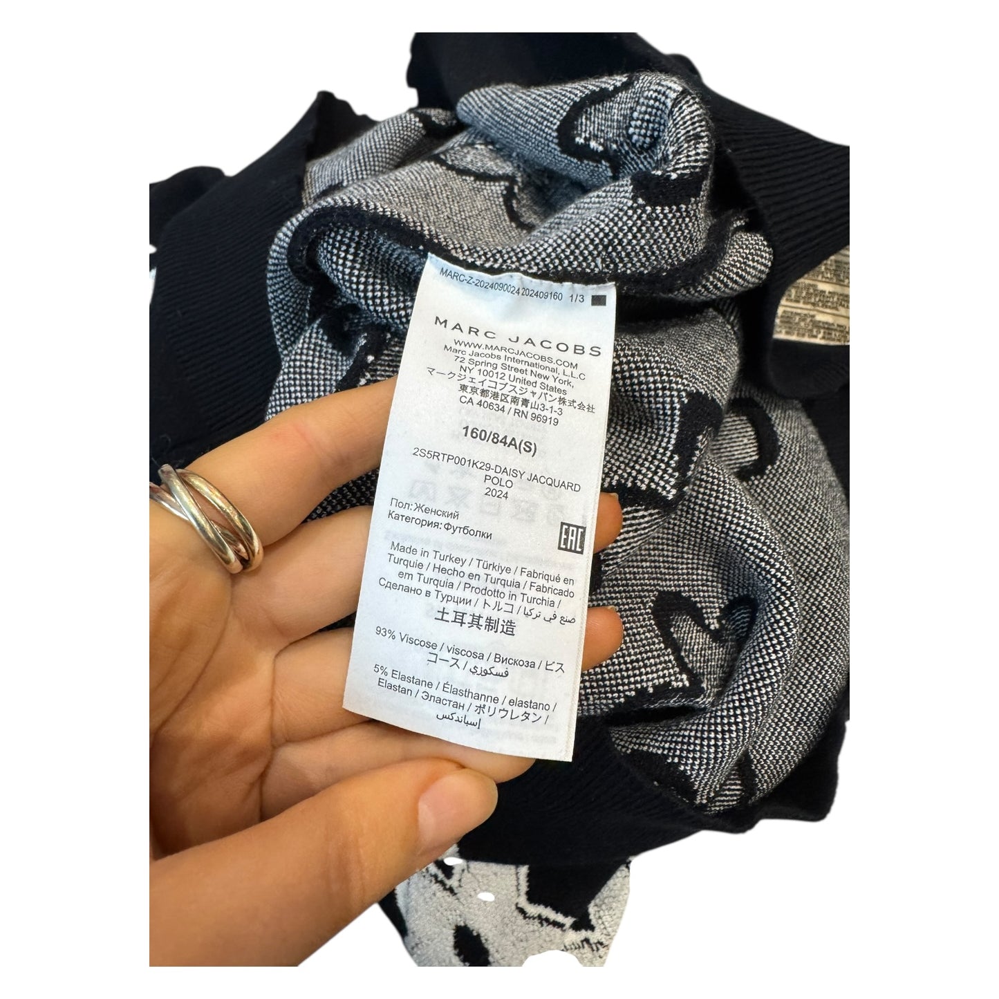 Marc Jacobs Daisy Black and White Sweater - 10