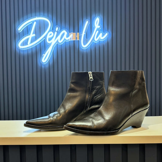 Acne Studios Black Leather Cony Boot - 41/8