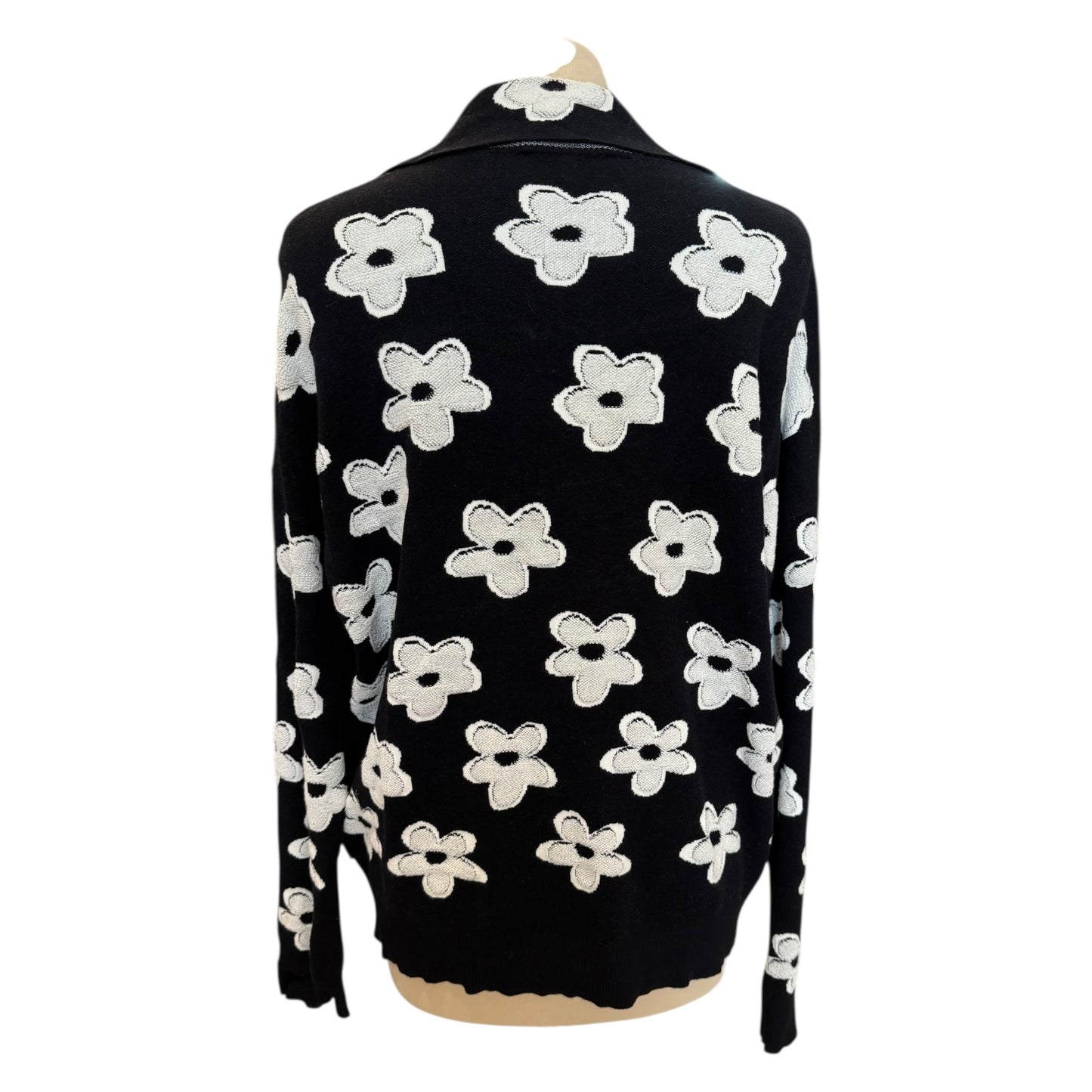Marc Jacobs Daisy Black and White Sweater - 10