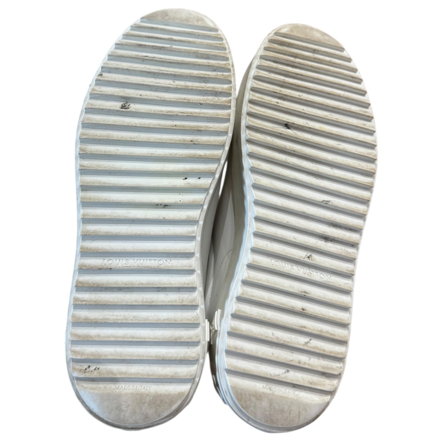 Louis Vuitton White Gold and Silver Time Out Sneakers - 37/4