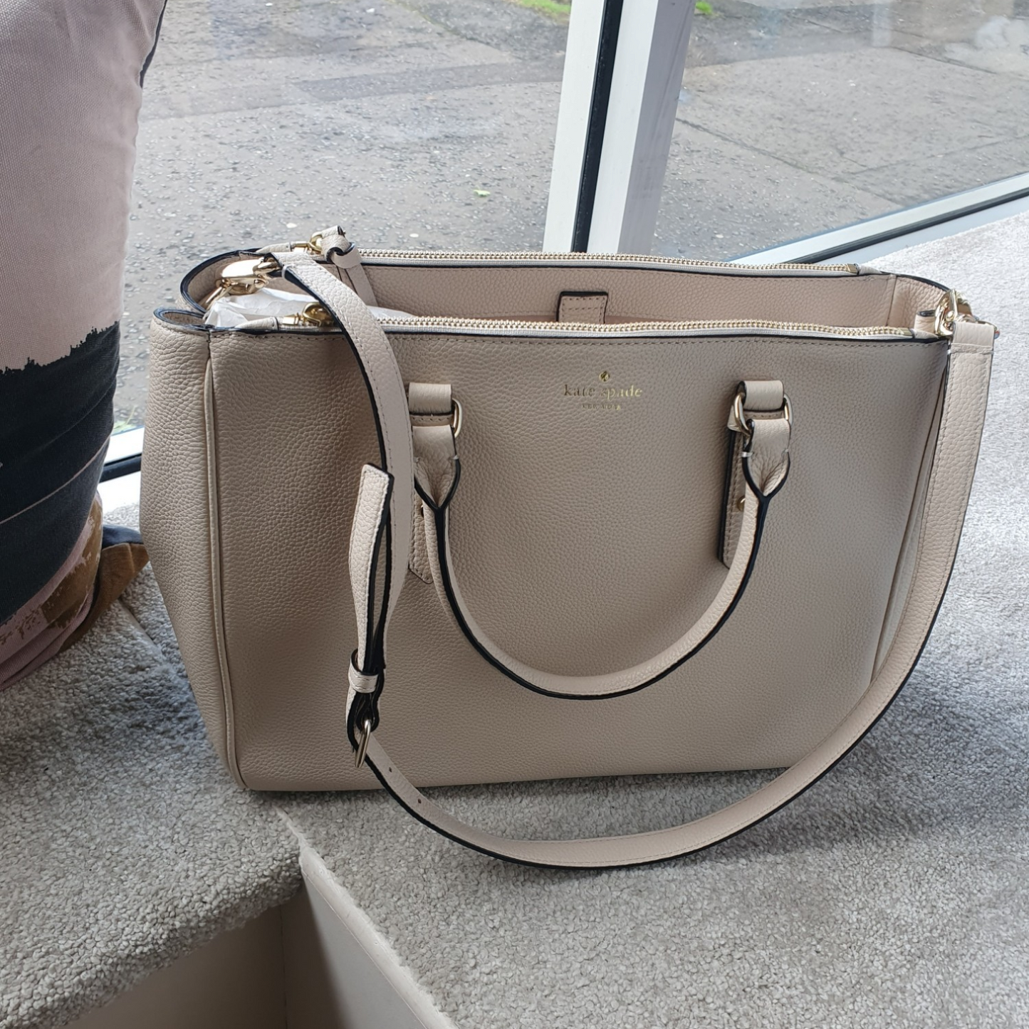 Kate Spade Cream leather bag