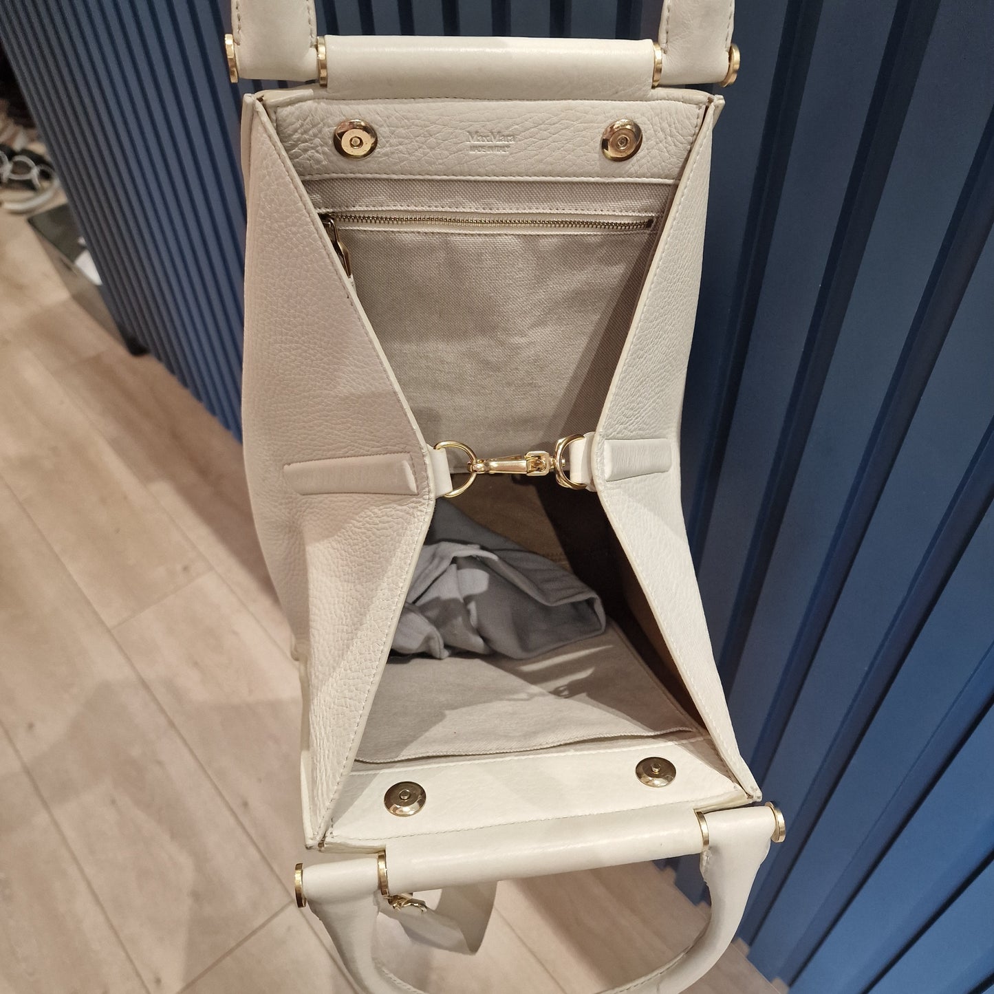 Max Mara Cream Leather Bag