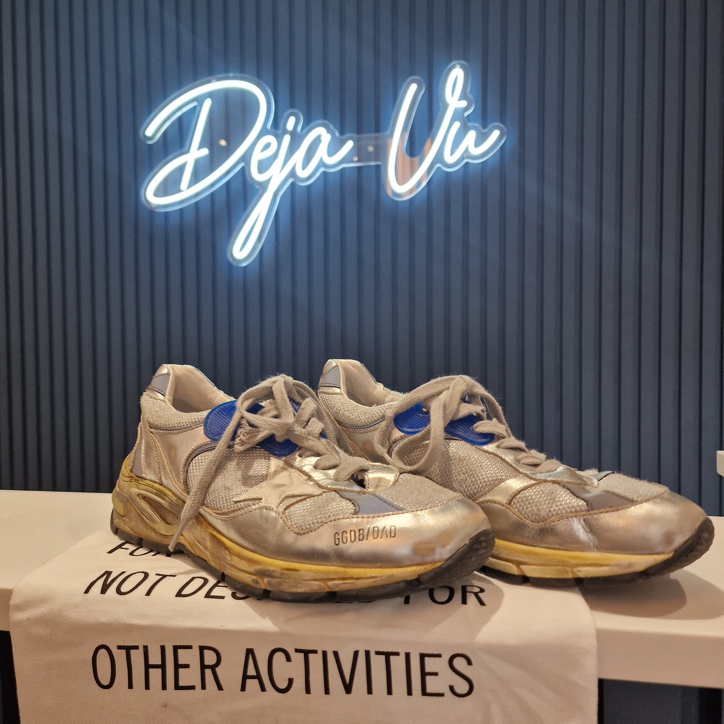 Golden Goose Dad Star - UK 6