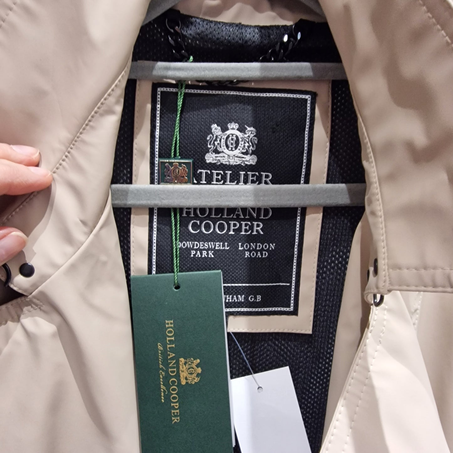 Holland Cooper Kendal Waterproof Trench - Large