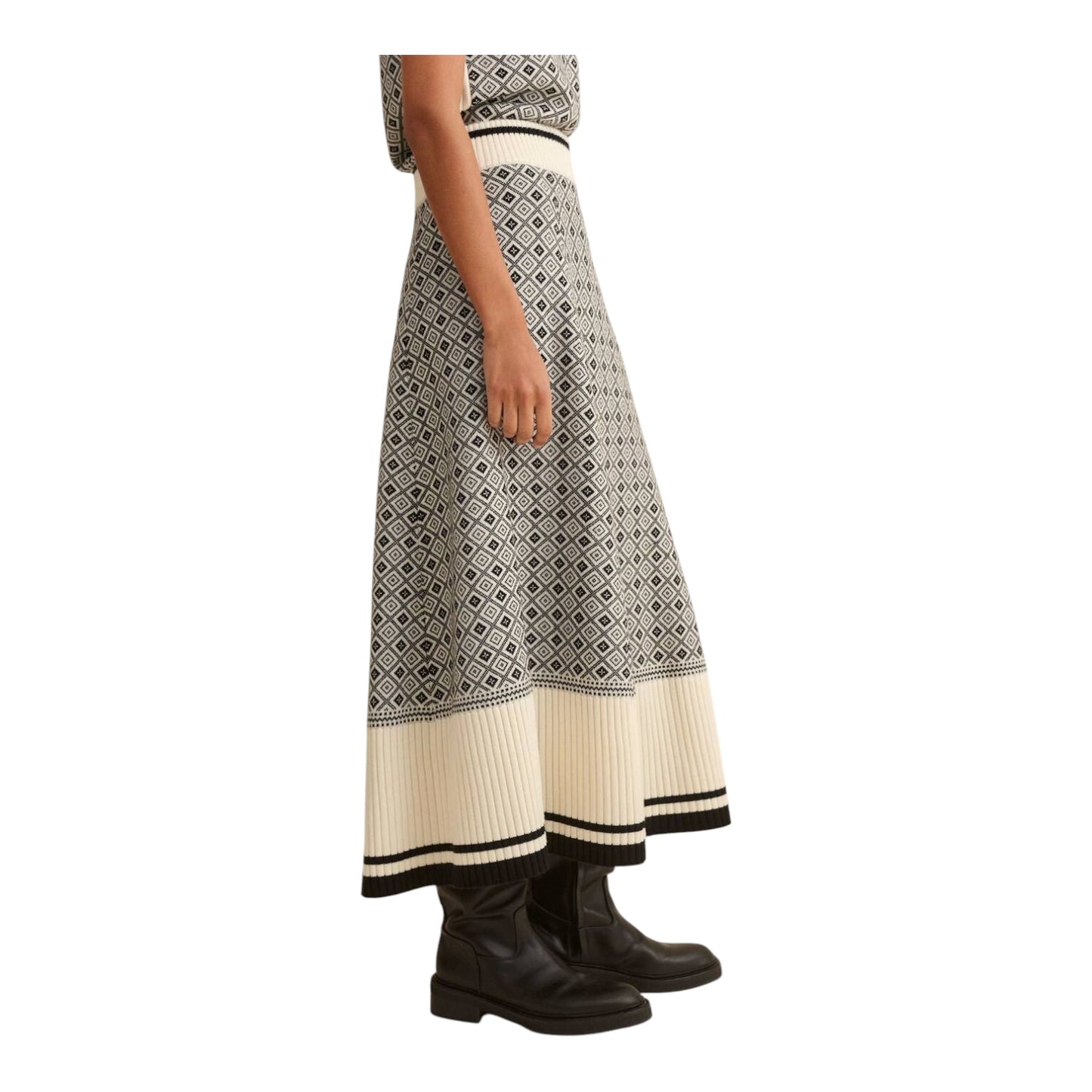 Me + Em Merino Jacquard Vest and Midi Skirt - 12/14