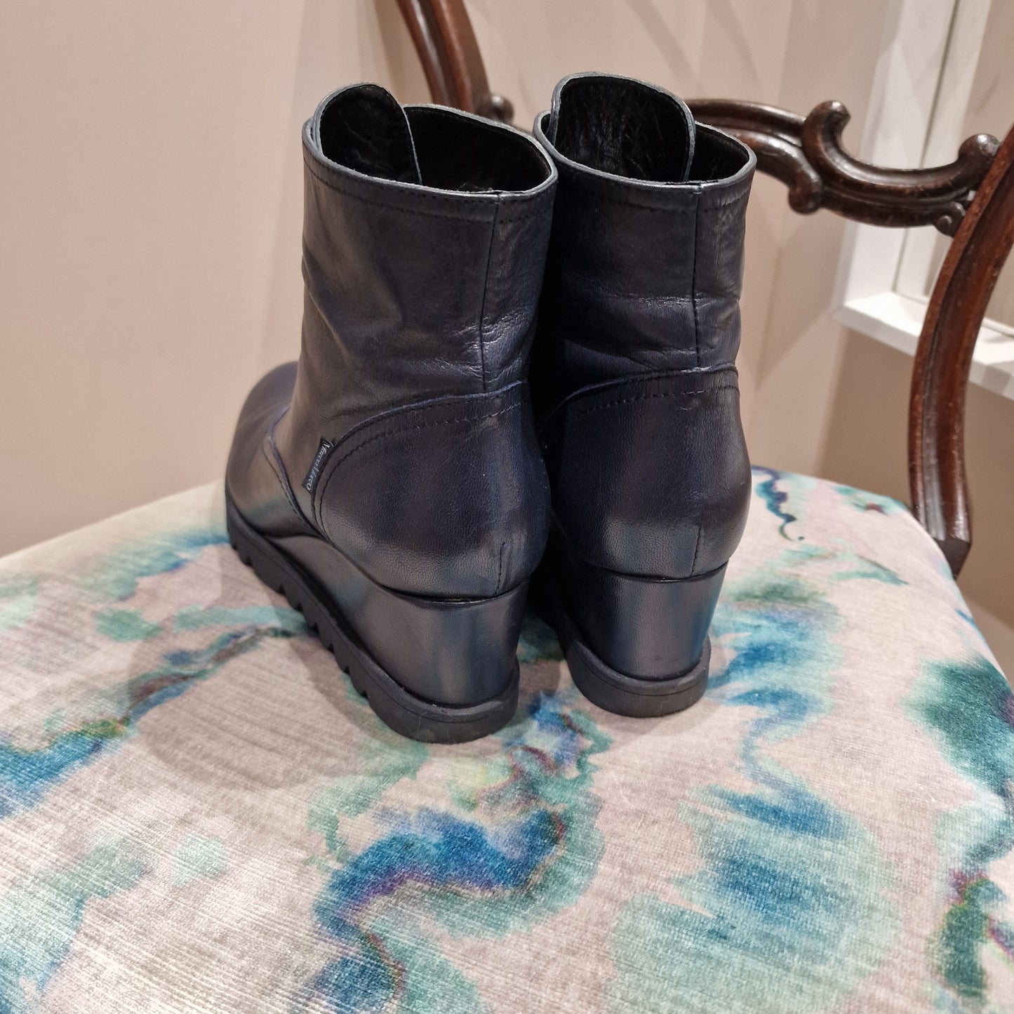 Marco Moreo Navy leather wedge boots, Size 5/38