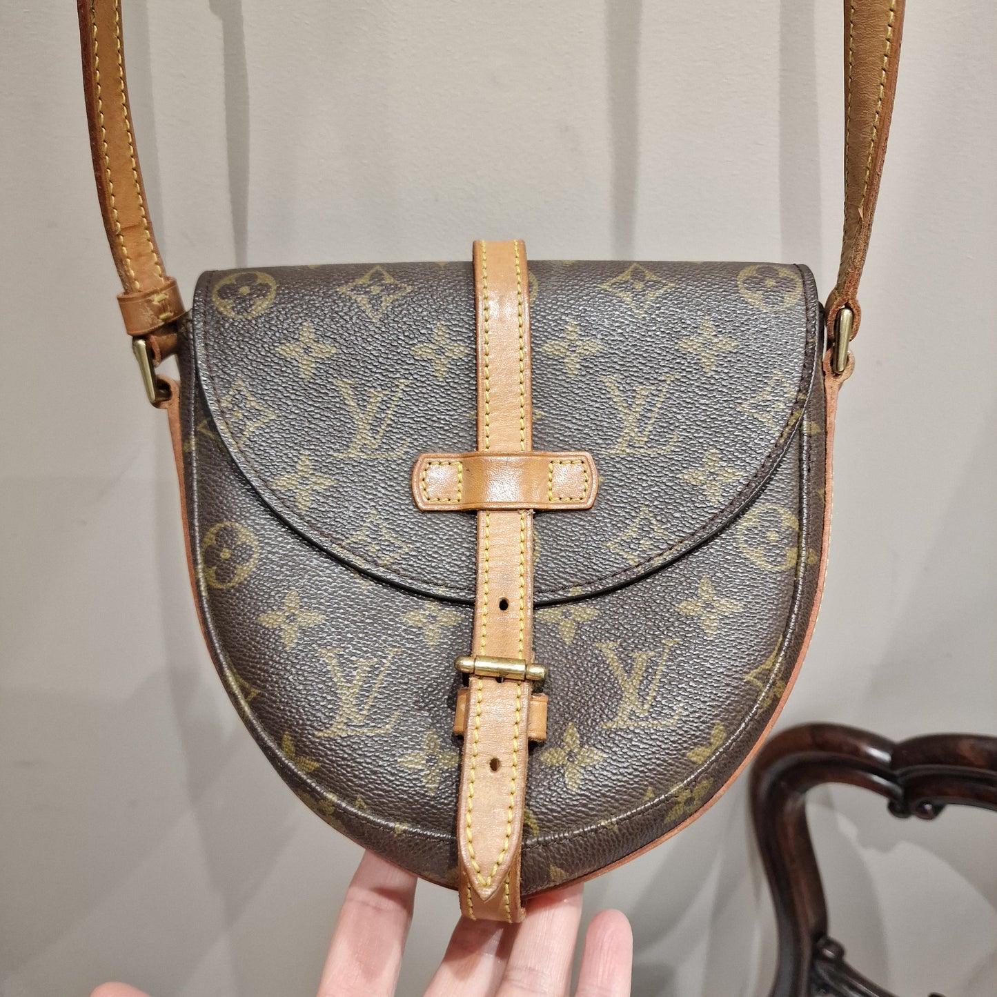 Louis Vuitton Chantilly Messenger bag, Vintage