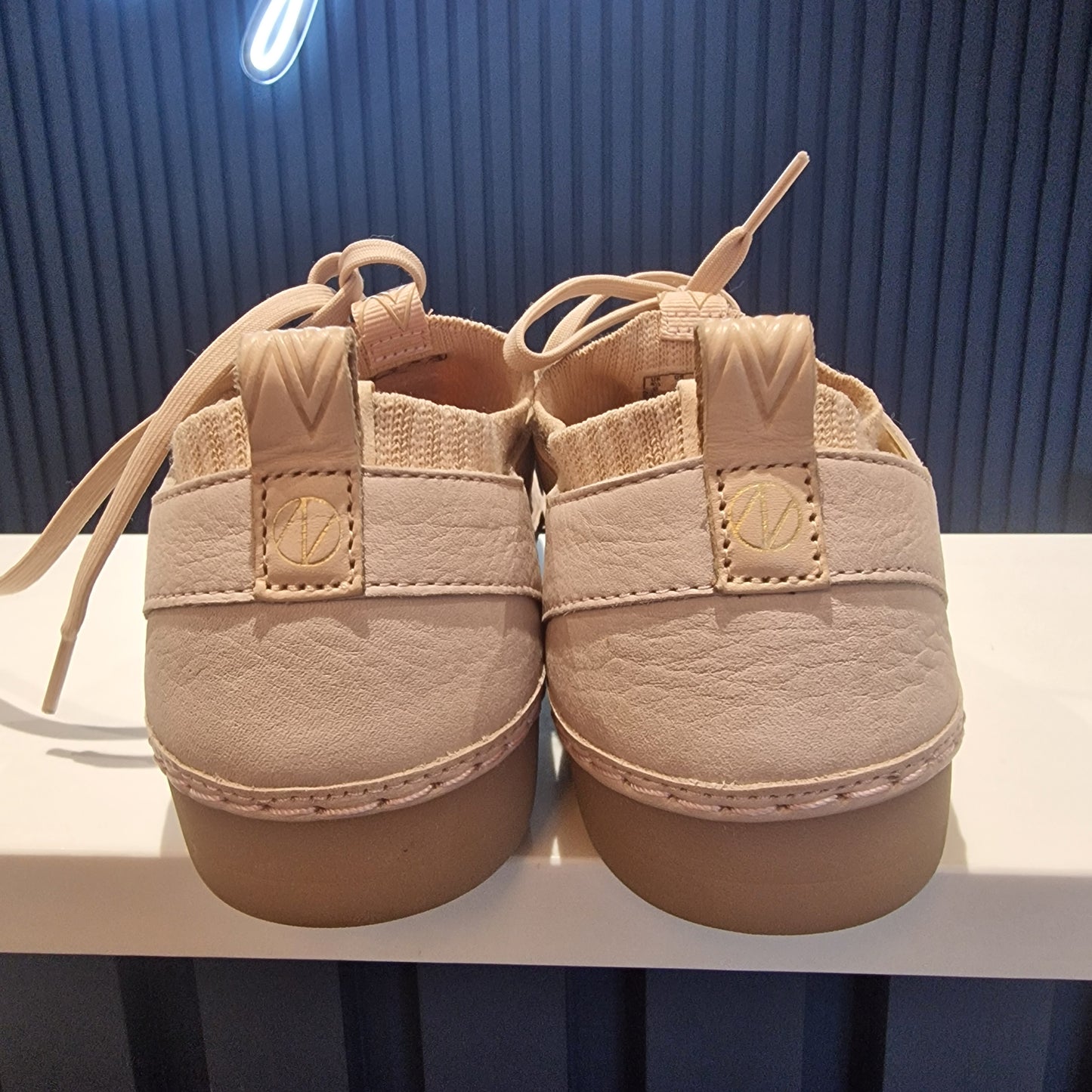 Clarks Nude Leather Shoes, New, Size 37.5/UK 4.5