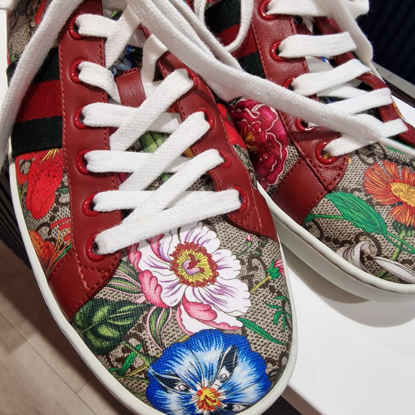 Gucci Floral Trainers, Size 40/UK 7