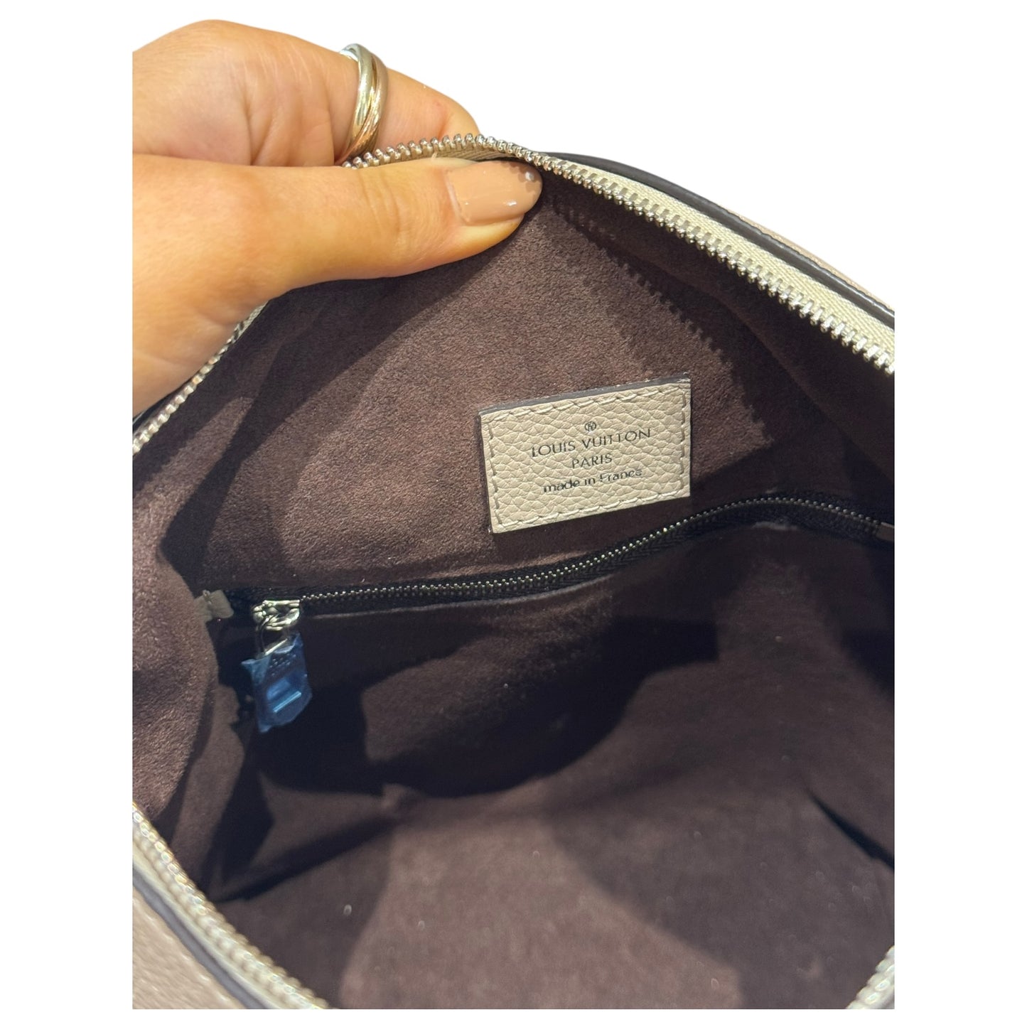 Louis Vuitton Mahina Babylone Chain BB Galet