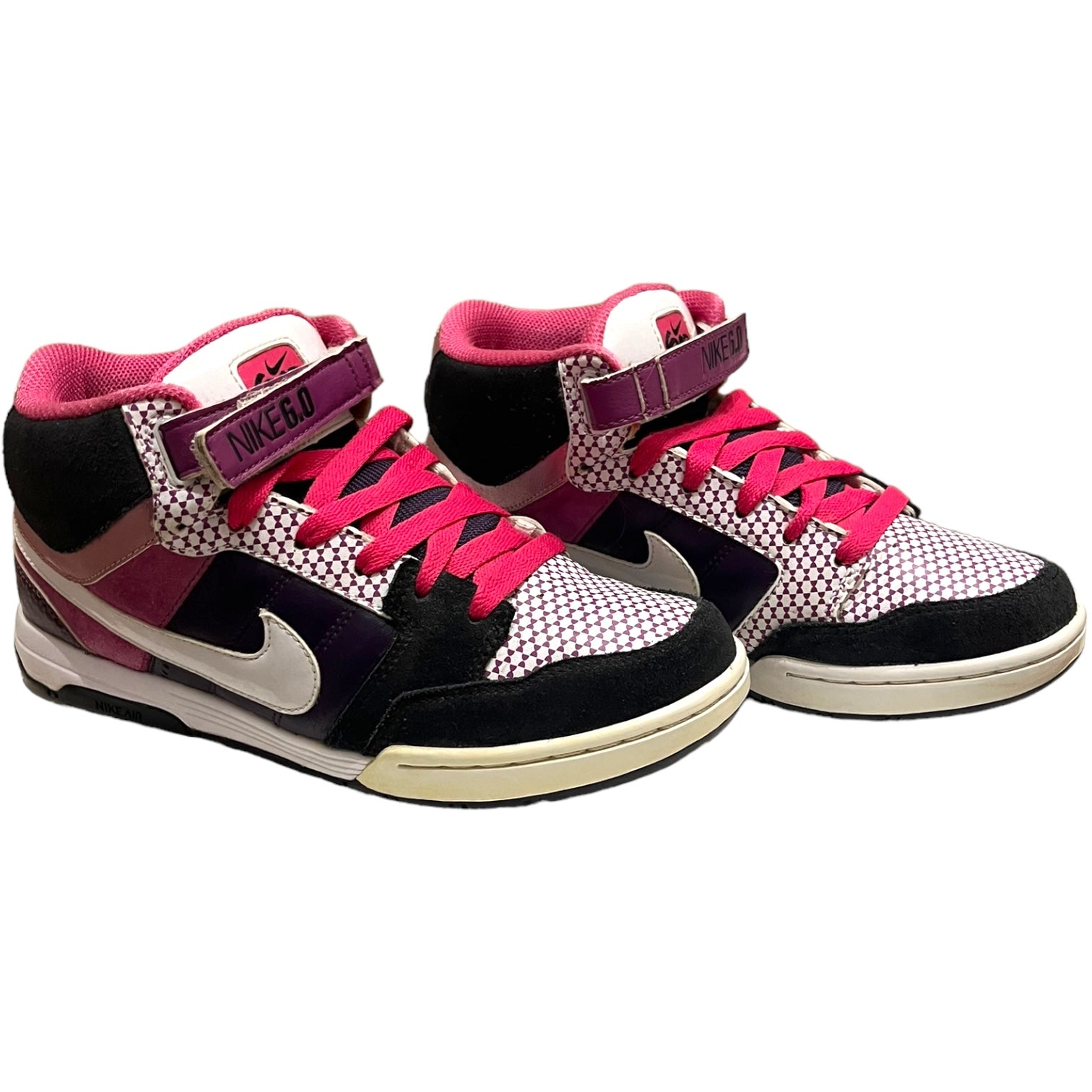 jd pink nike trainers