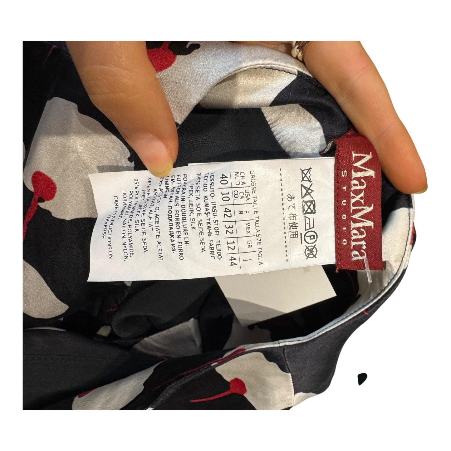 Max Mara Studio Navy, White and Red Floral Silk Top - 12