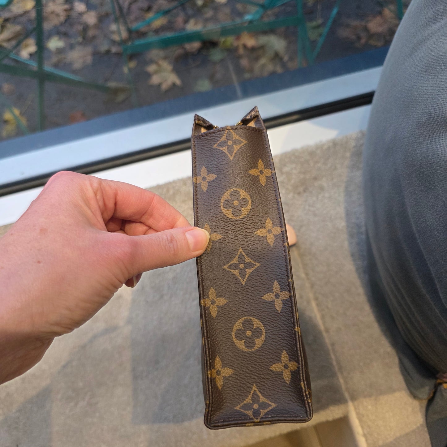Louis Vuitton Poche Toilette 26