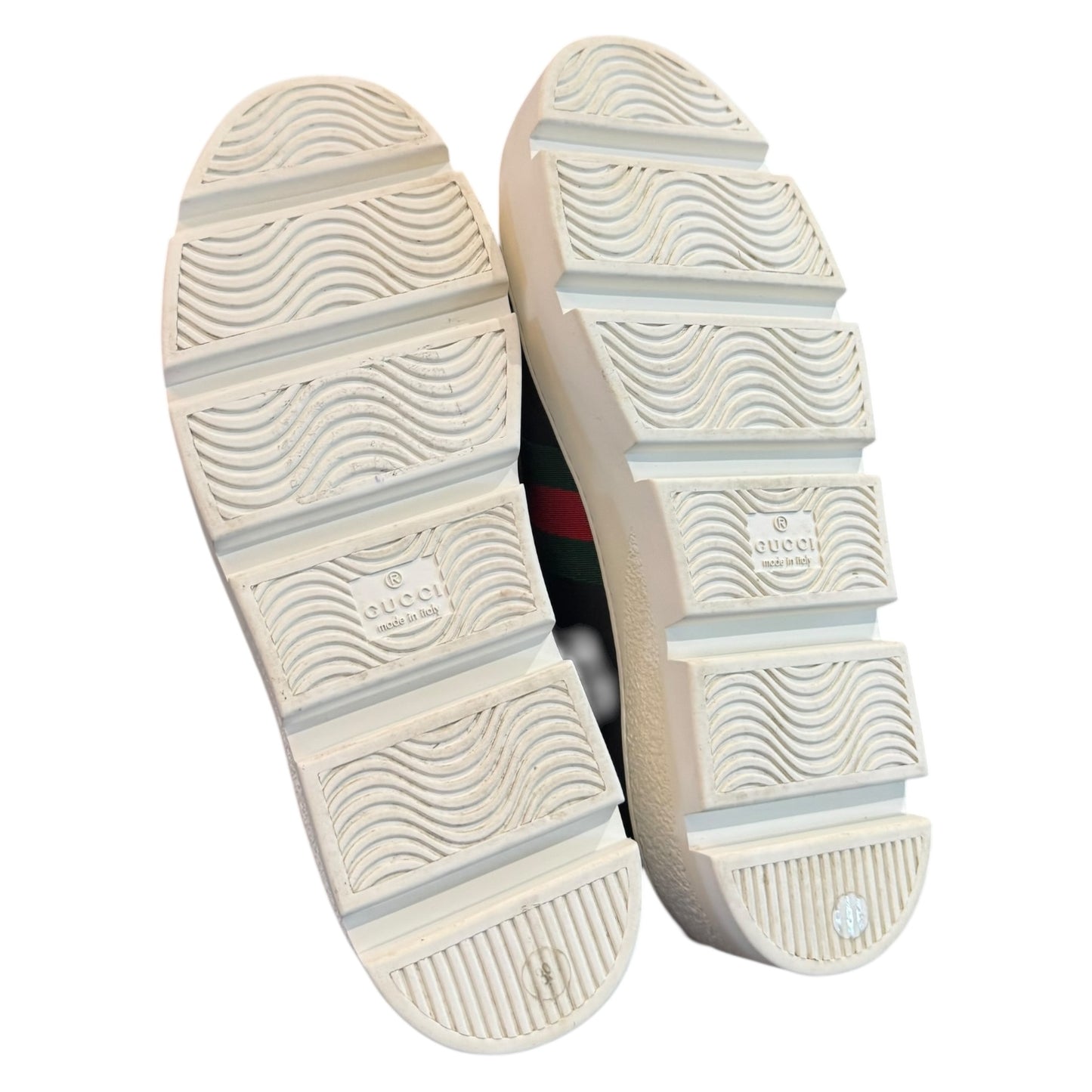 Gucci Black Leather Bee Embroidered Ace Platform Sneakers - 39/6