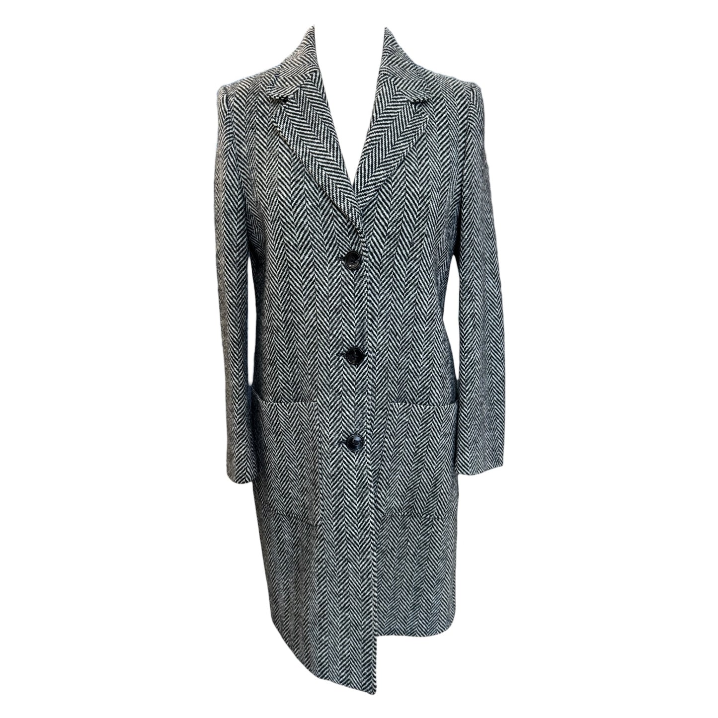 Magee Black and White Tweed Coat with Cashmere - 8/10