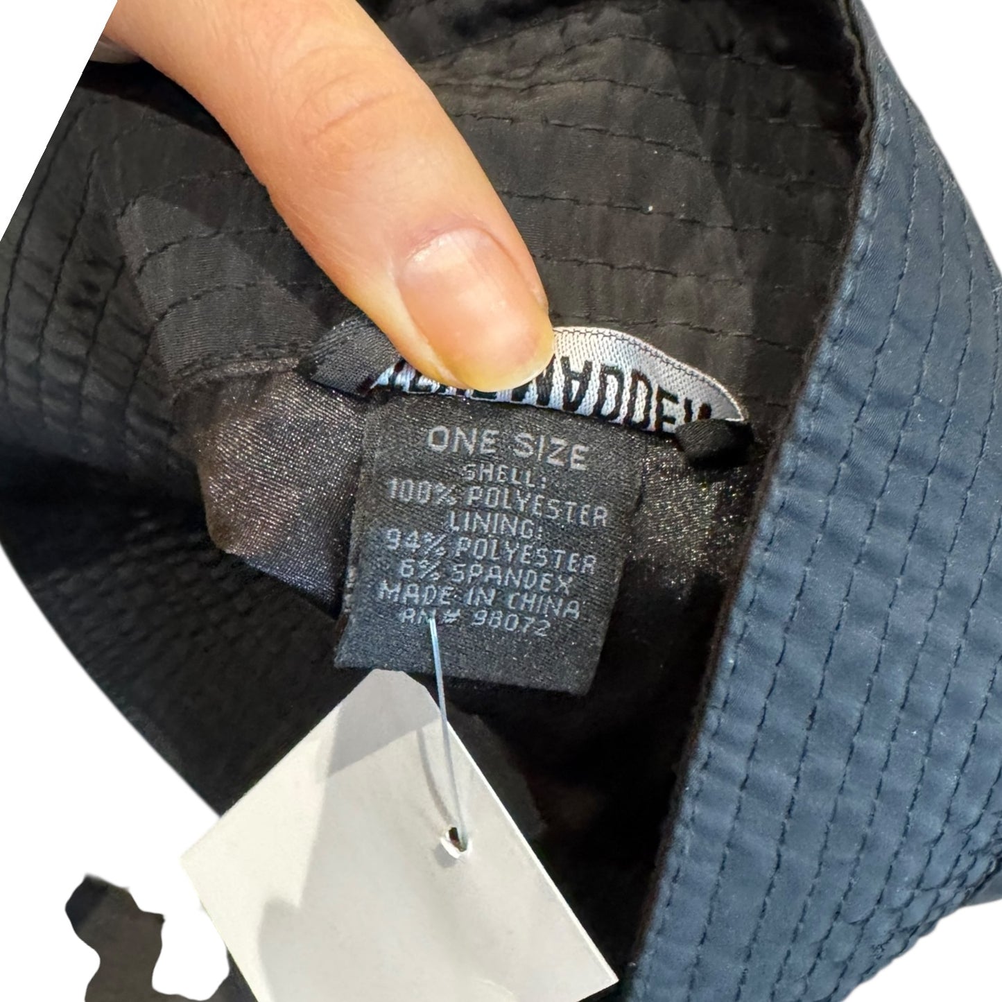 Steve Madden Black Rain Hat - M