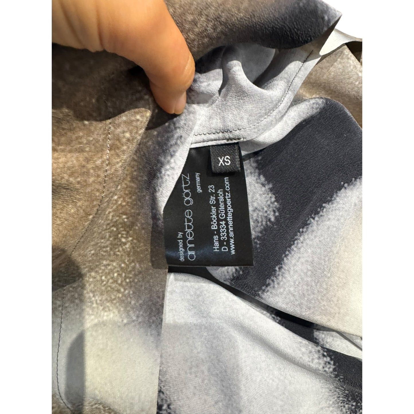 Annette Gortz Silk Shirt - 8/10