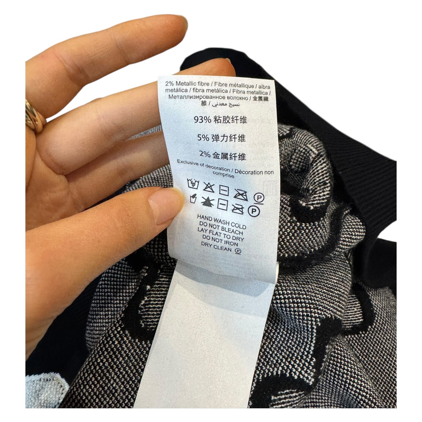 Marc Jacobs Daisy Black and White Sweater - 10