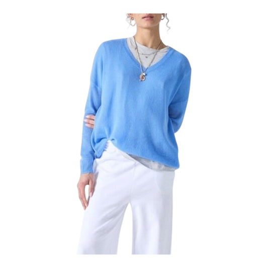 Absolute Cashmere Angelica V Neck Sweater in Cornflower Blue - 10