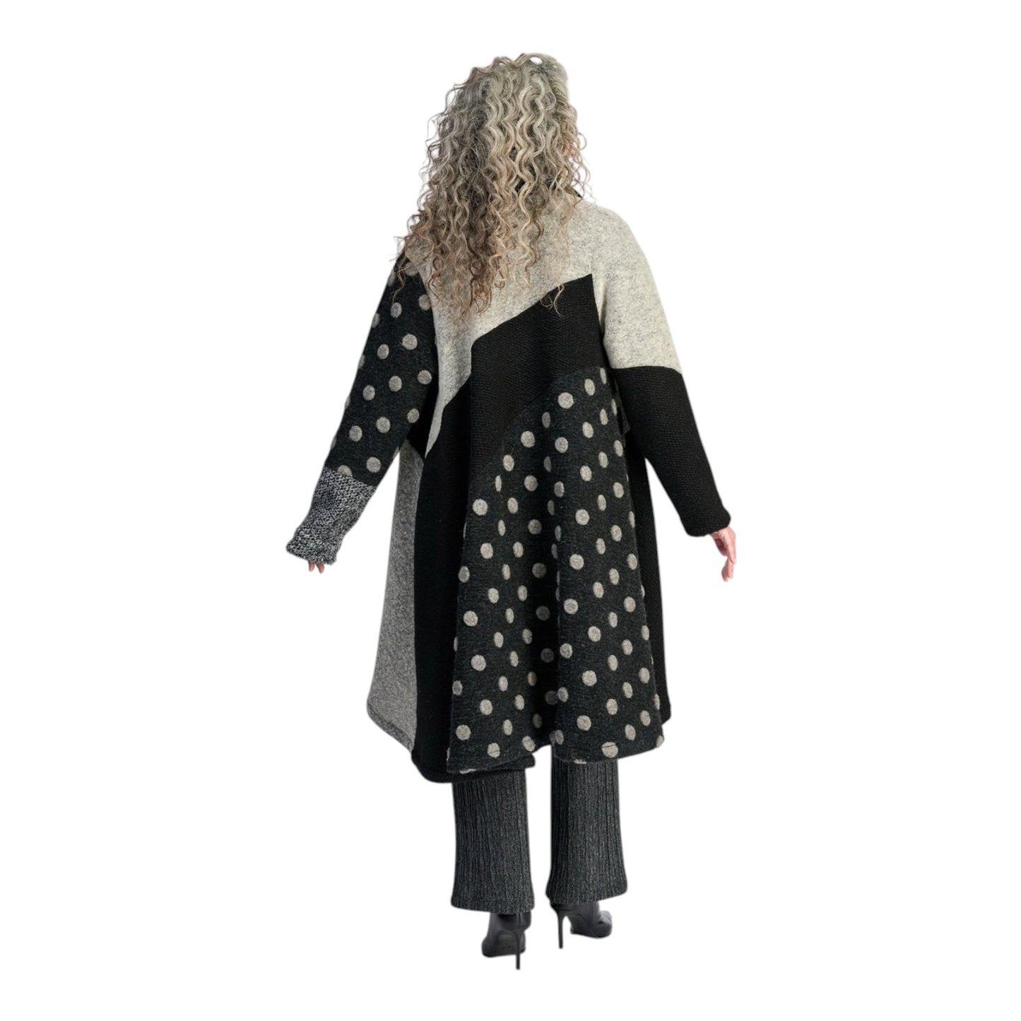 Alembika Urban Cardigan Storm - One Size - NEW