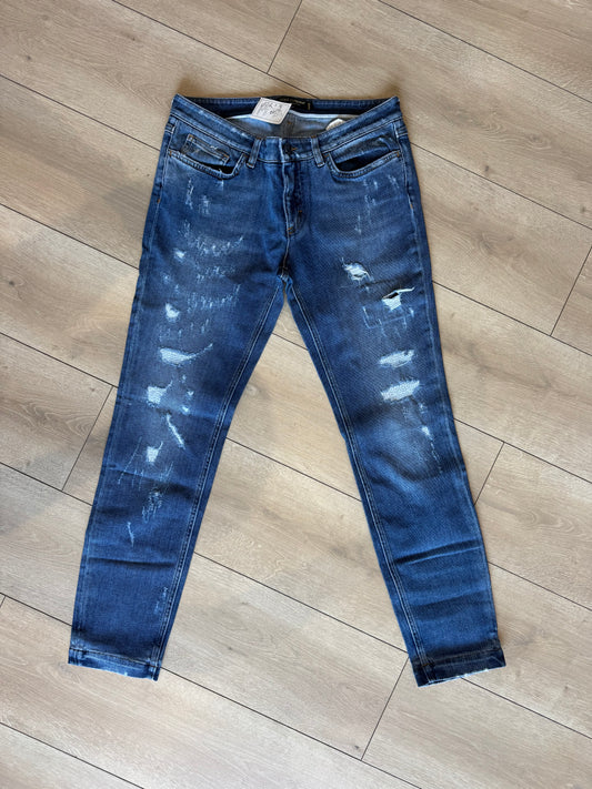Dolce & Gabbana Distressed Jeans - 12