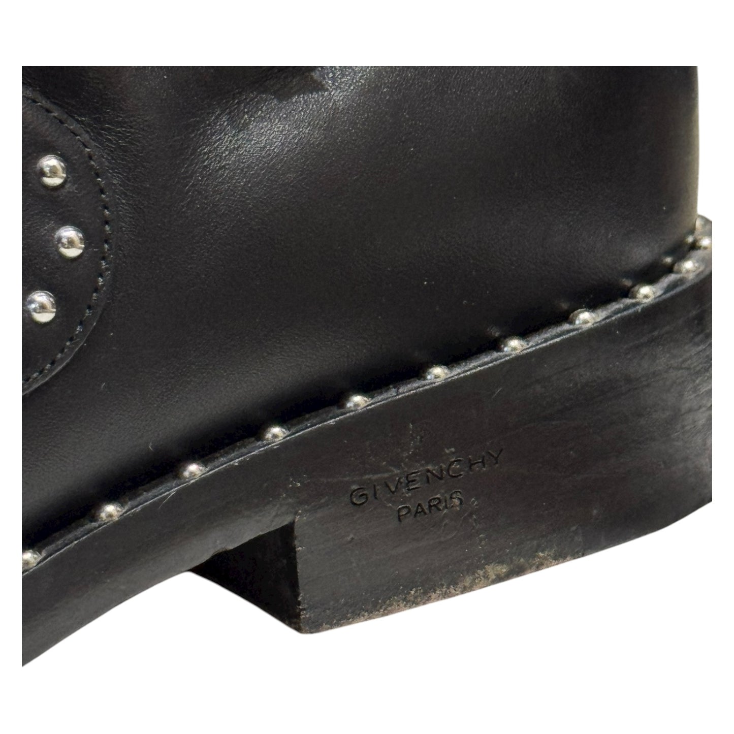 Givenchy Elegant Studded Leather Ankle Boots - 36/3