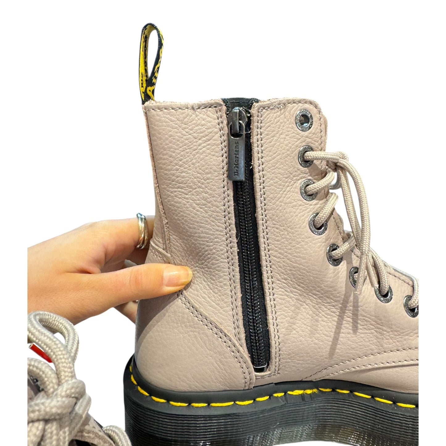 Dr Marten Jadon III Soft Leather Platform Boots in VINTAGE TAUPE - 38 / 5