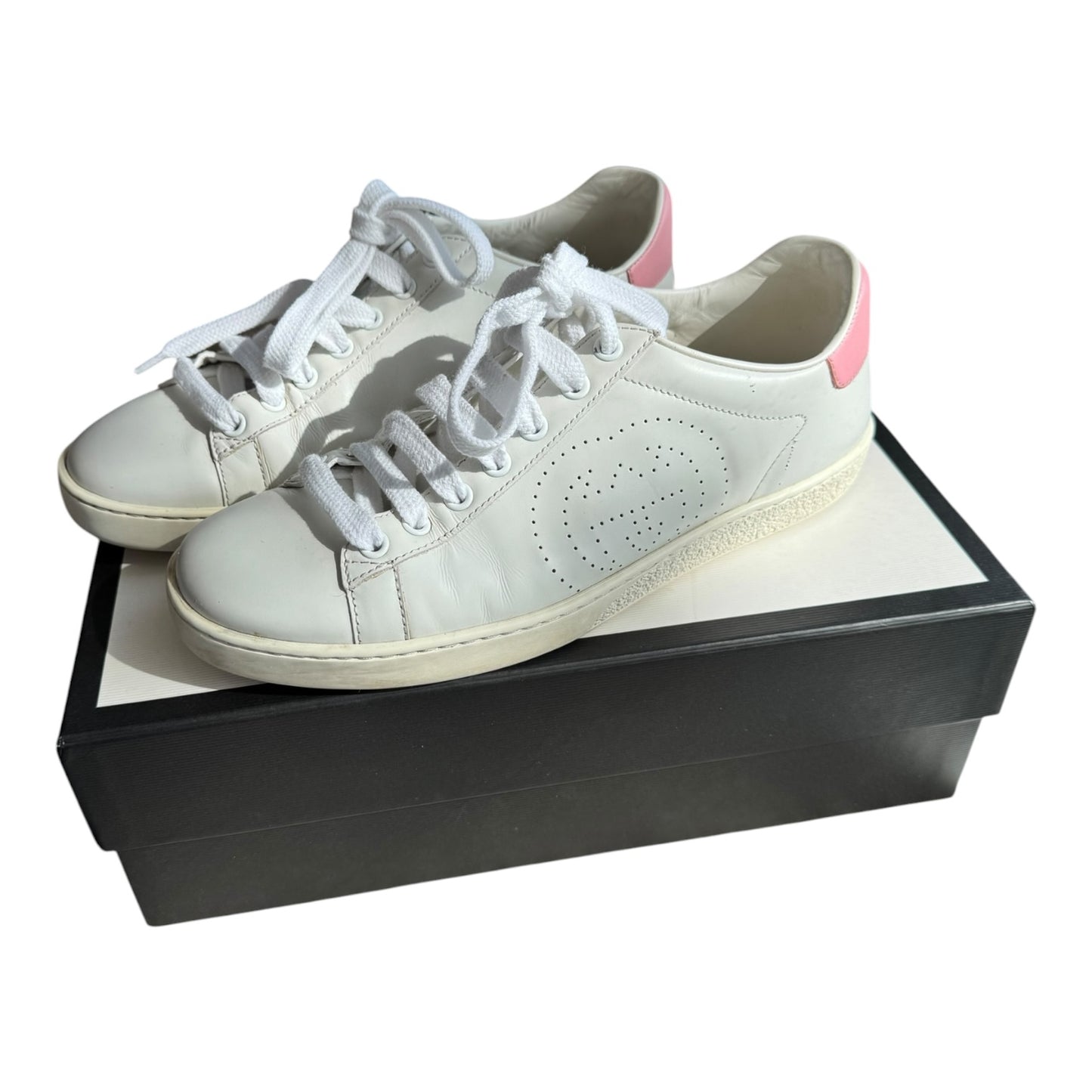 Gucci Ace White and Pink Perforated Trainers - 37.5 / 4.5