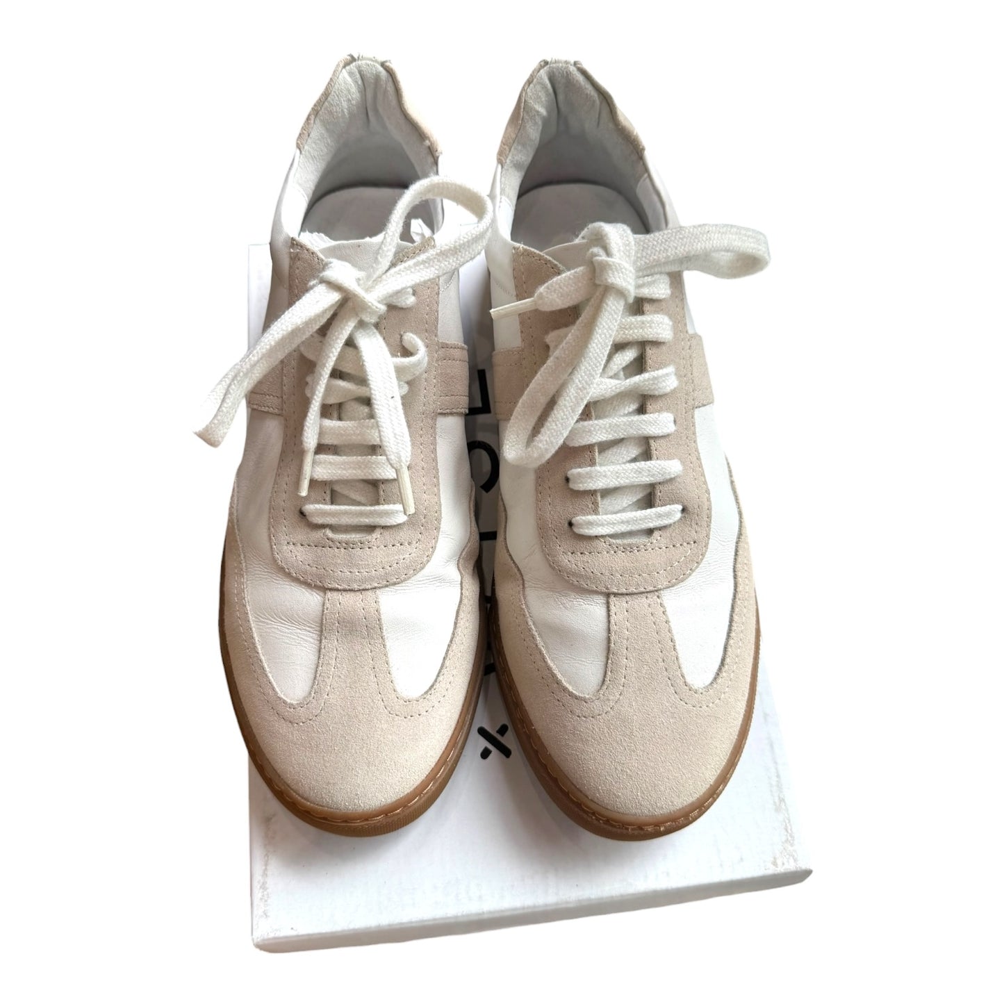 Wyse Beige and White Trainers - 42/9