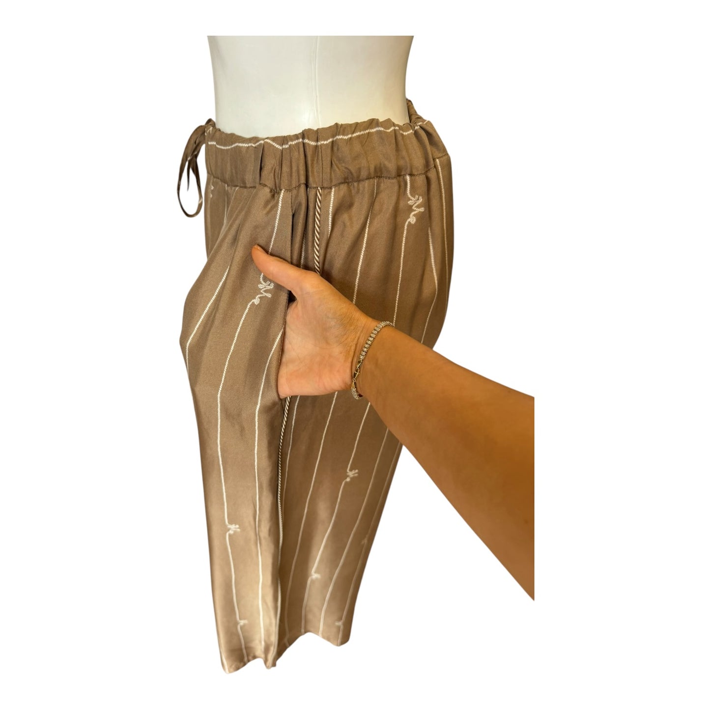 Max Mara Tan and White 'Calabra' Silk Trousers - 12
