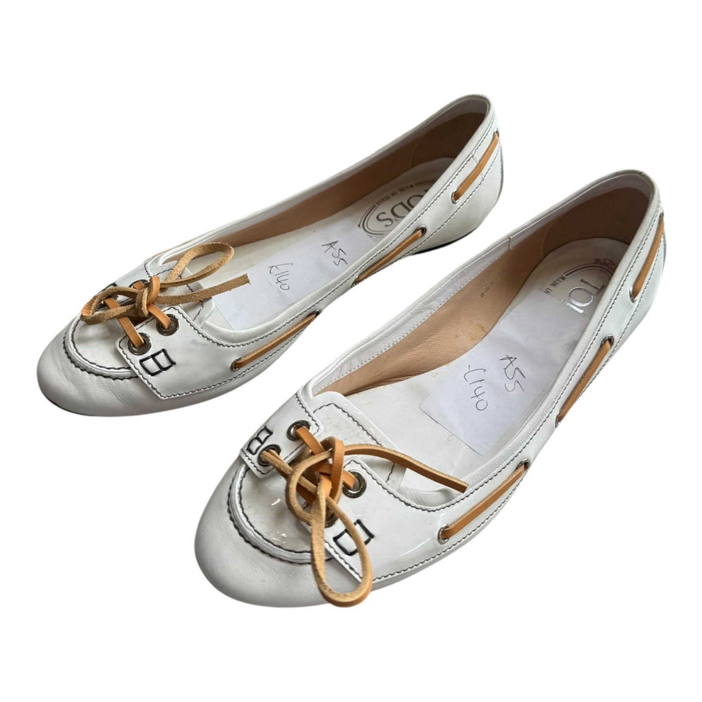Tod's White Leather Driving Flat Pumps - 38/5