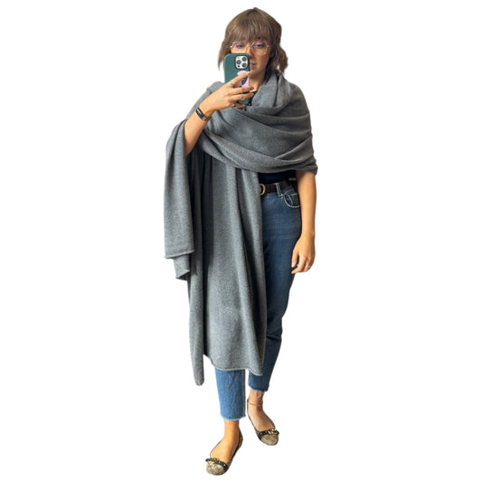 Catherine Robinson Grey Pure Cashmere Oversized Wrap