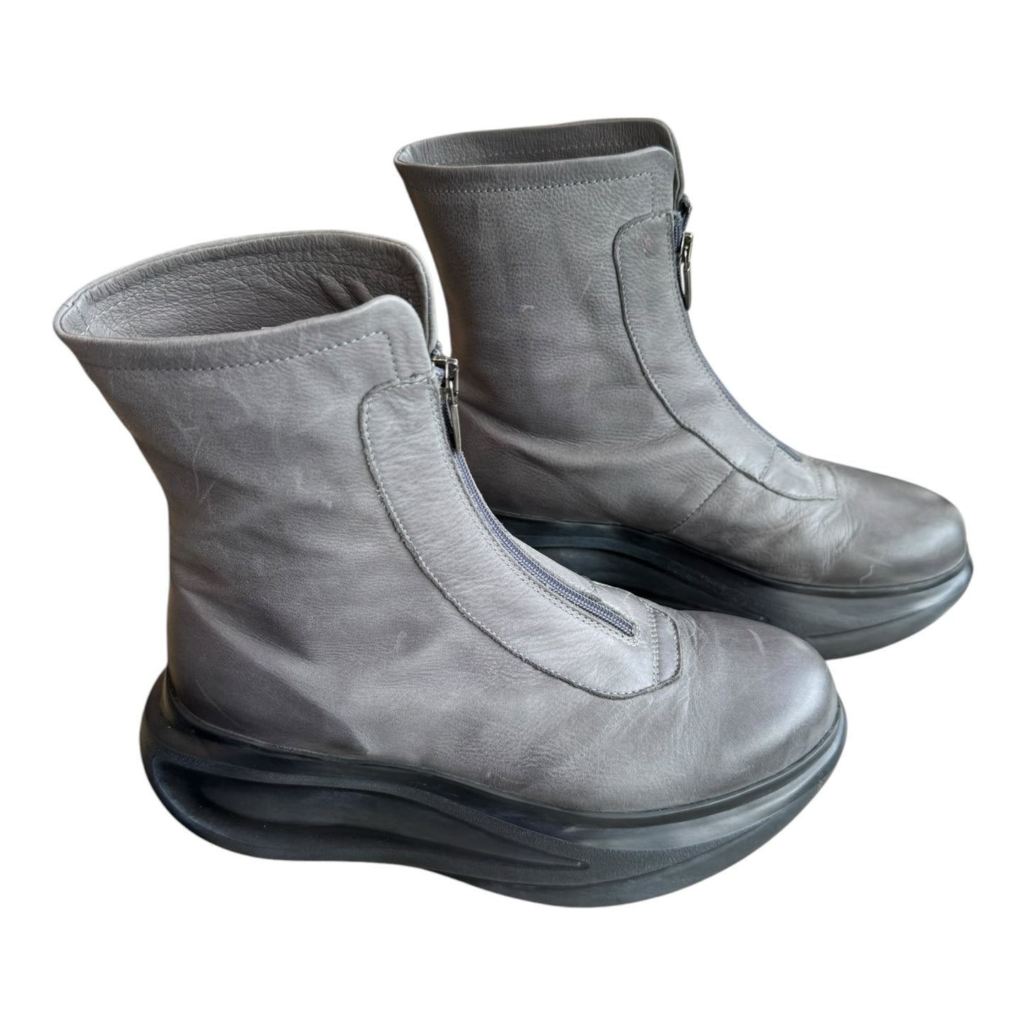 Lofina Grey Boots with Front Zip - 39/6