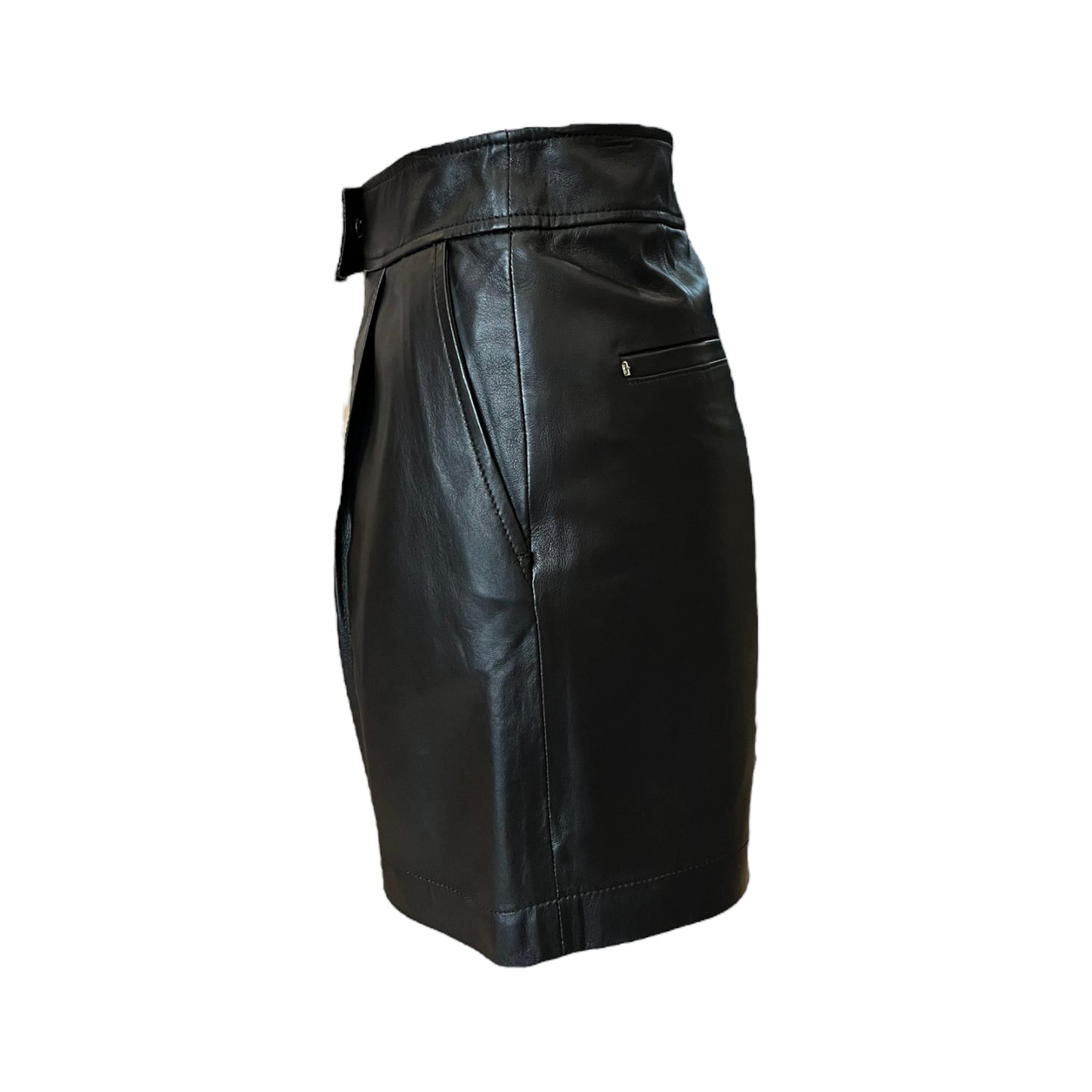 NEW Sports Max Black Leather Shorts