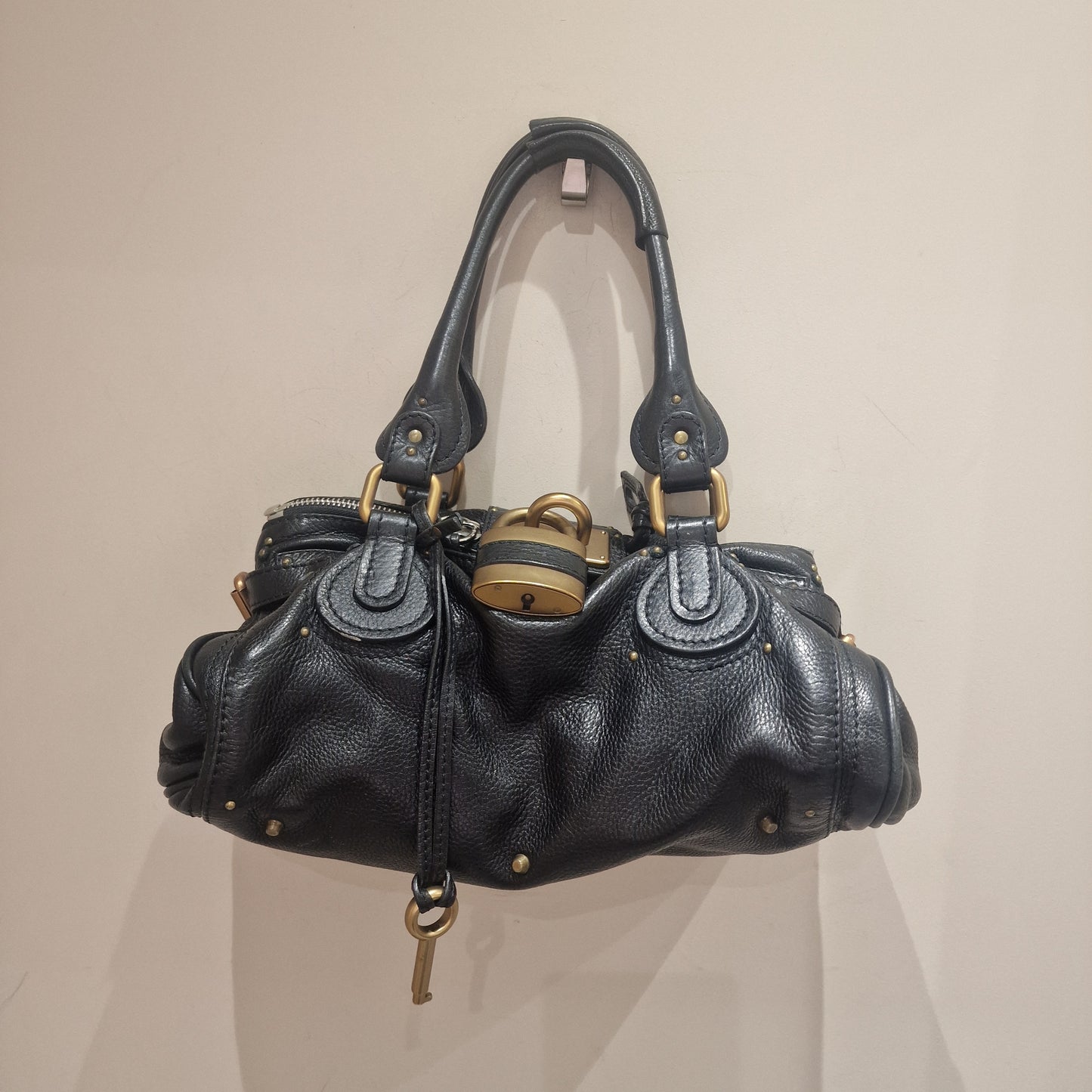 Chloe Paddington, Black