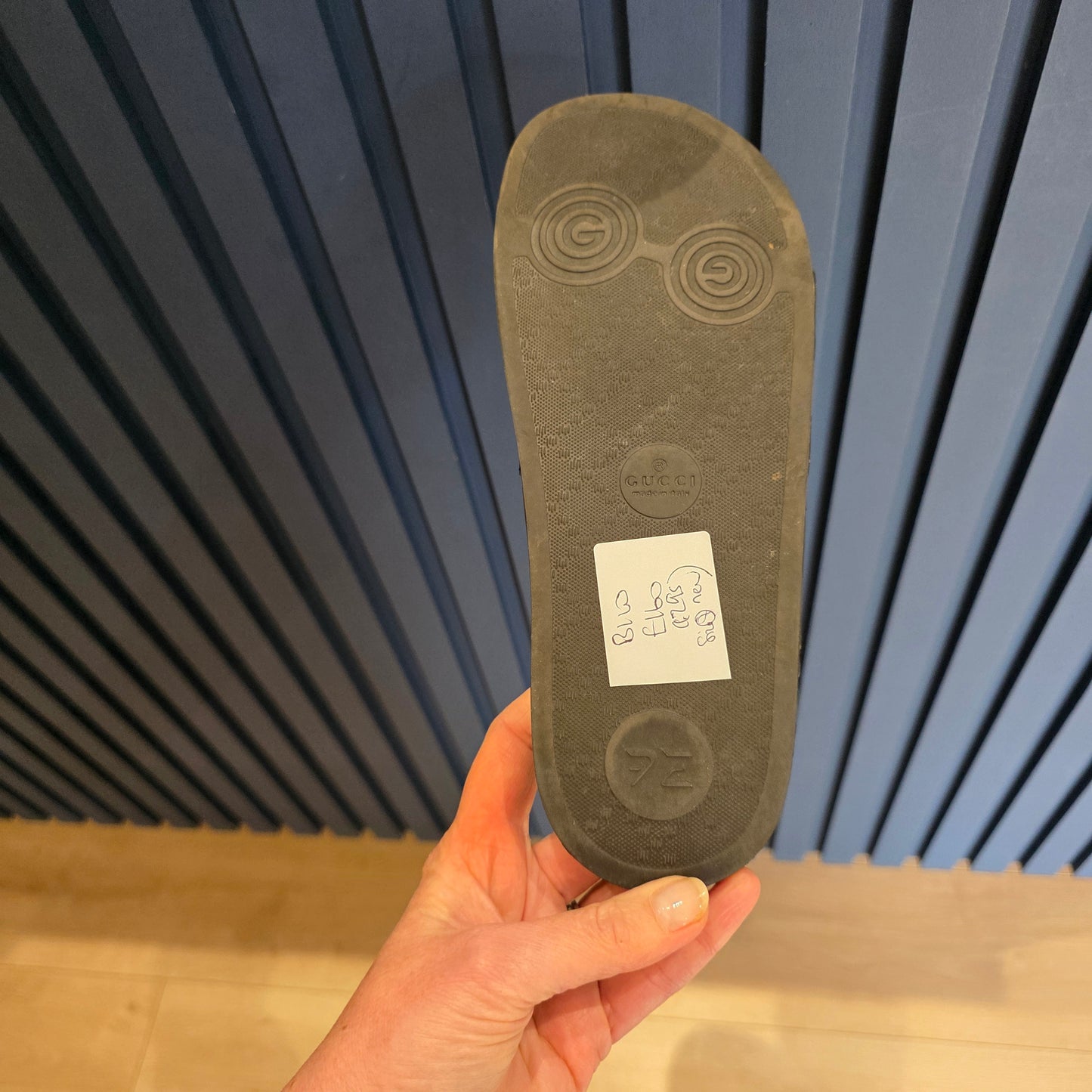 Gucci Guccisma Black Slides - 40