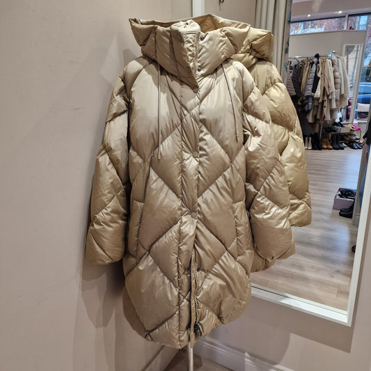 Weekend Max Mara Camel Padded Coat - 12