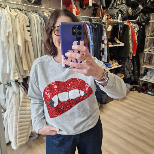Soaked in Luxury Grey Lips Sweatshirt - M