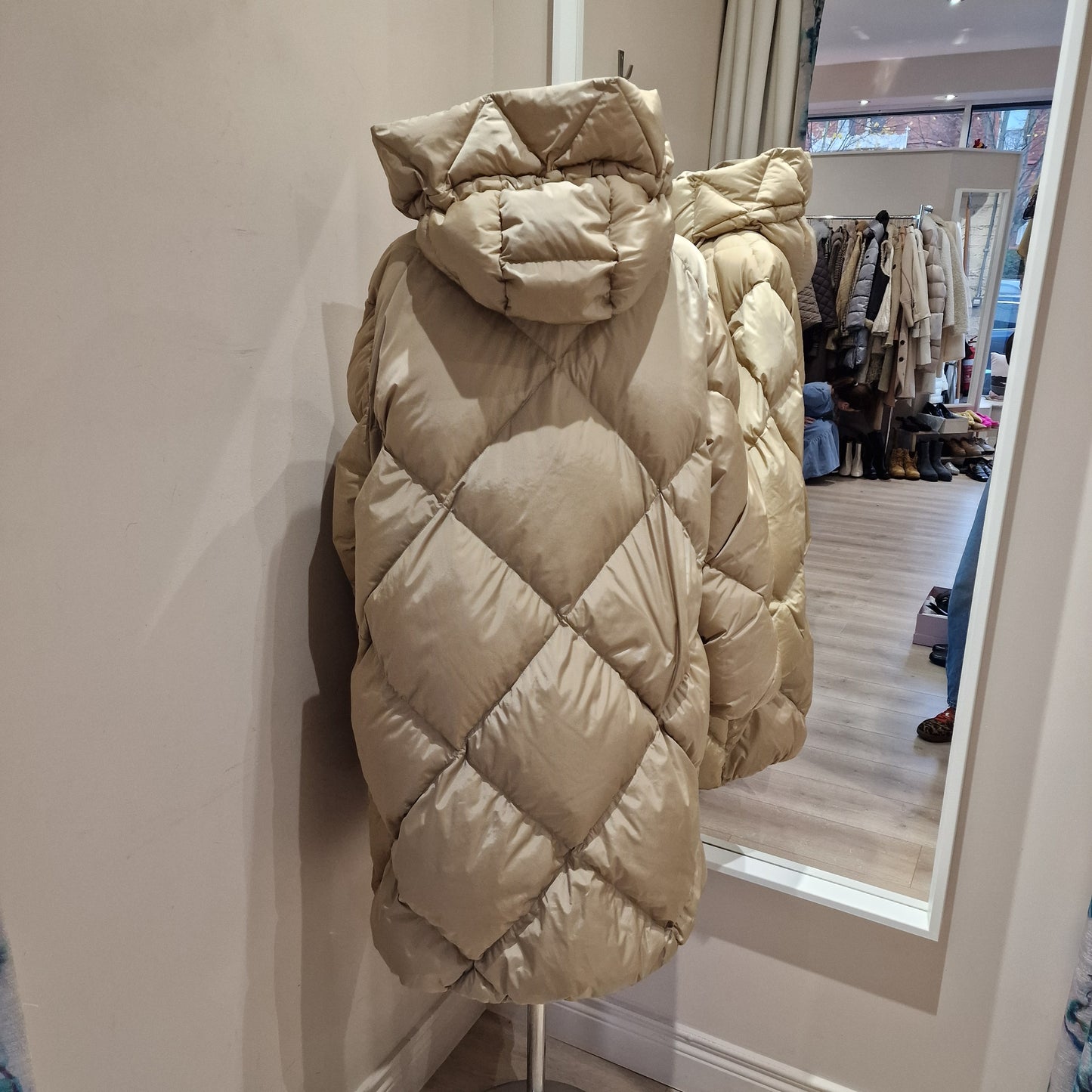 Weekend Max Mara Camel Padded Coat - 12