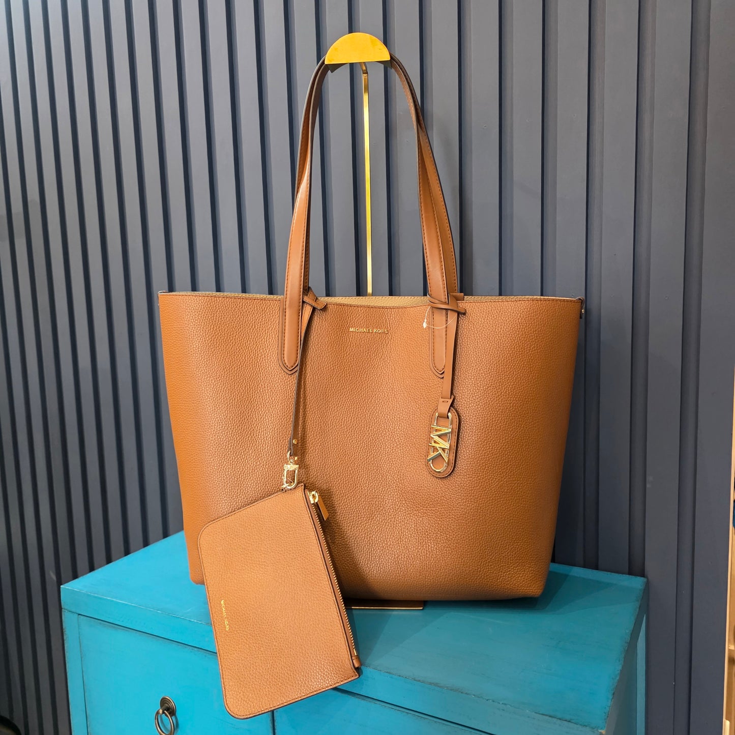 Michael Kors Eliza Reversible Tote,Tan NEW