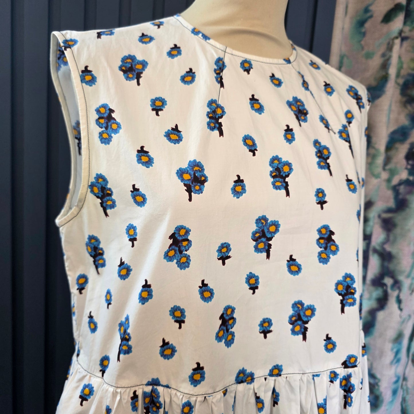 Marni White and Blue Floral Dress - 12