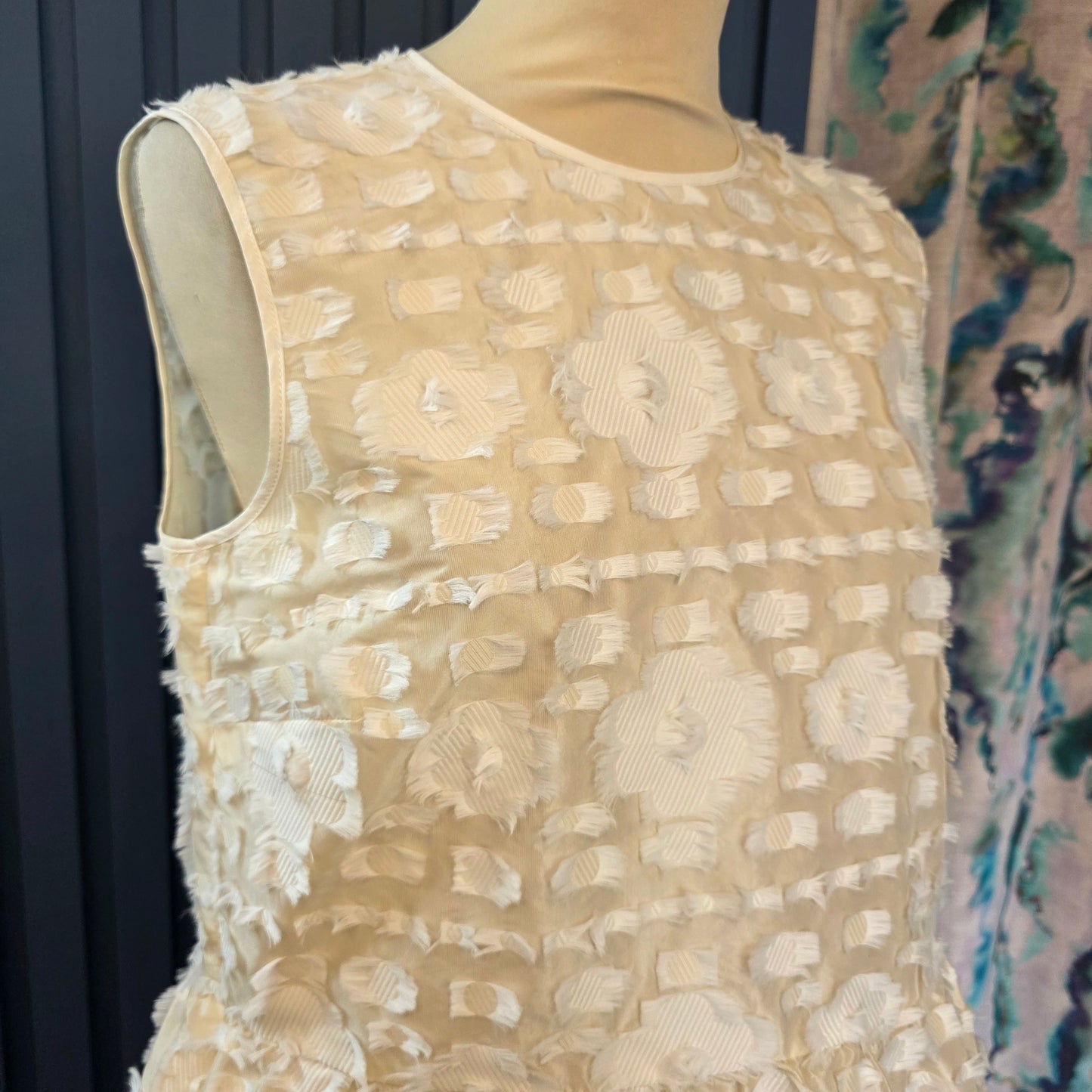 Red Valentino Cream and White Floral Applique Dress - 12