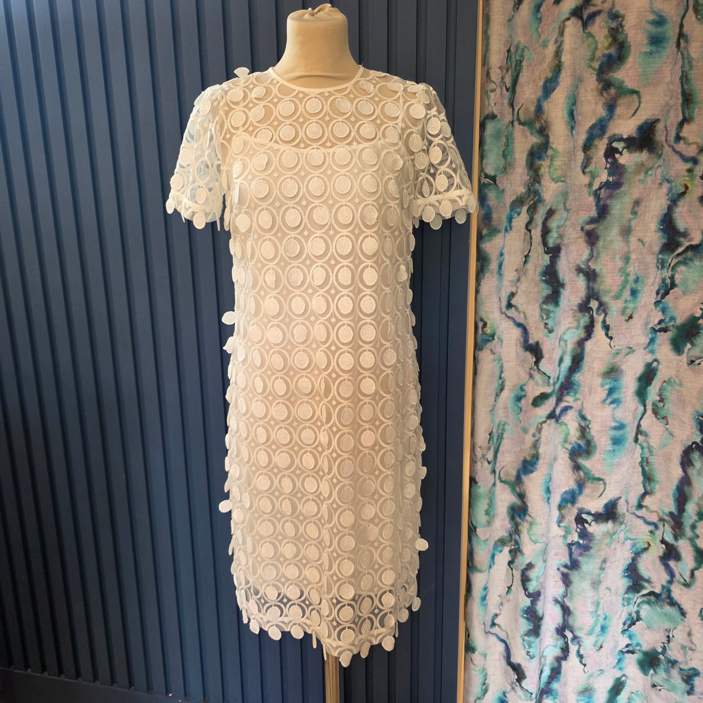 Michael Kors White Knee Length Disc Dress - 6