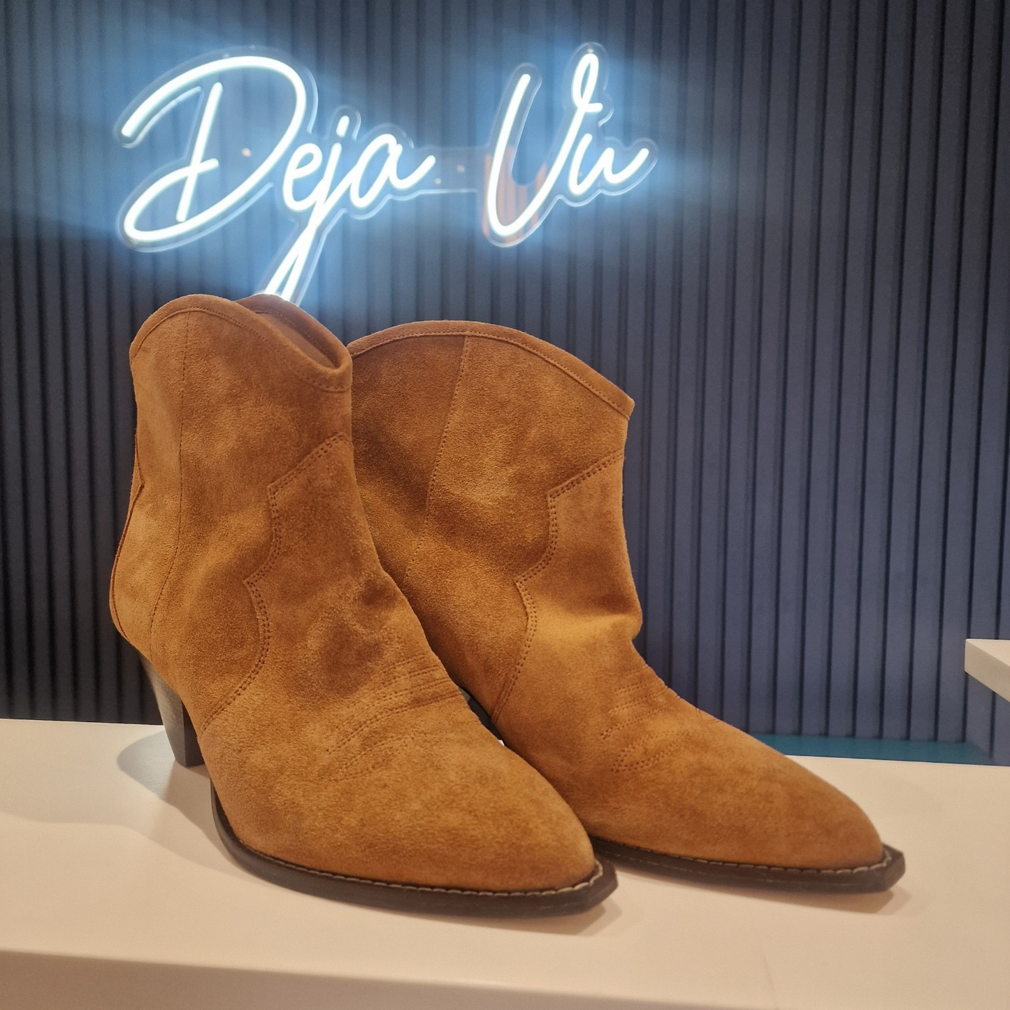 Isabel Marant Darizo Tan Suede Boots - 40/7