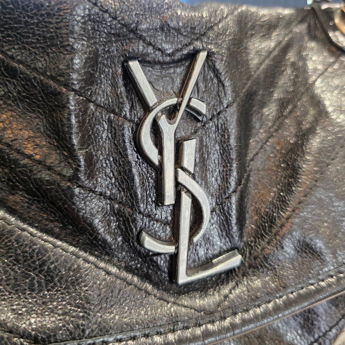 Yves Saint Laurent Niki, Medium