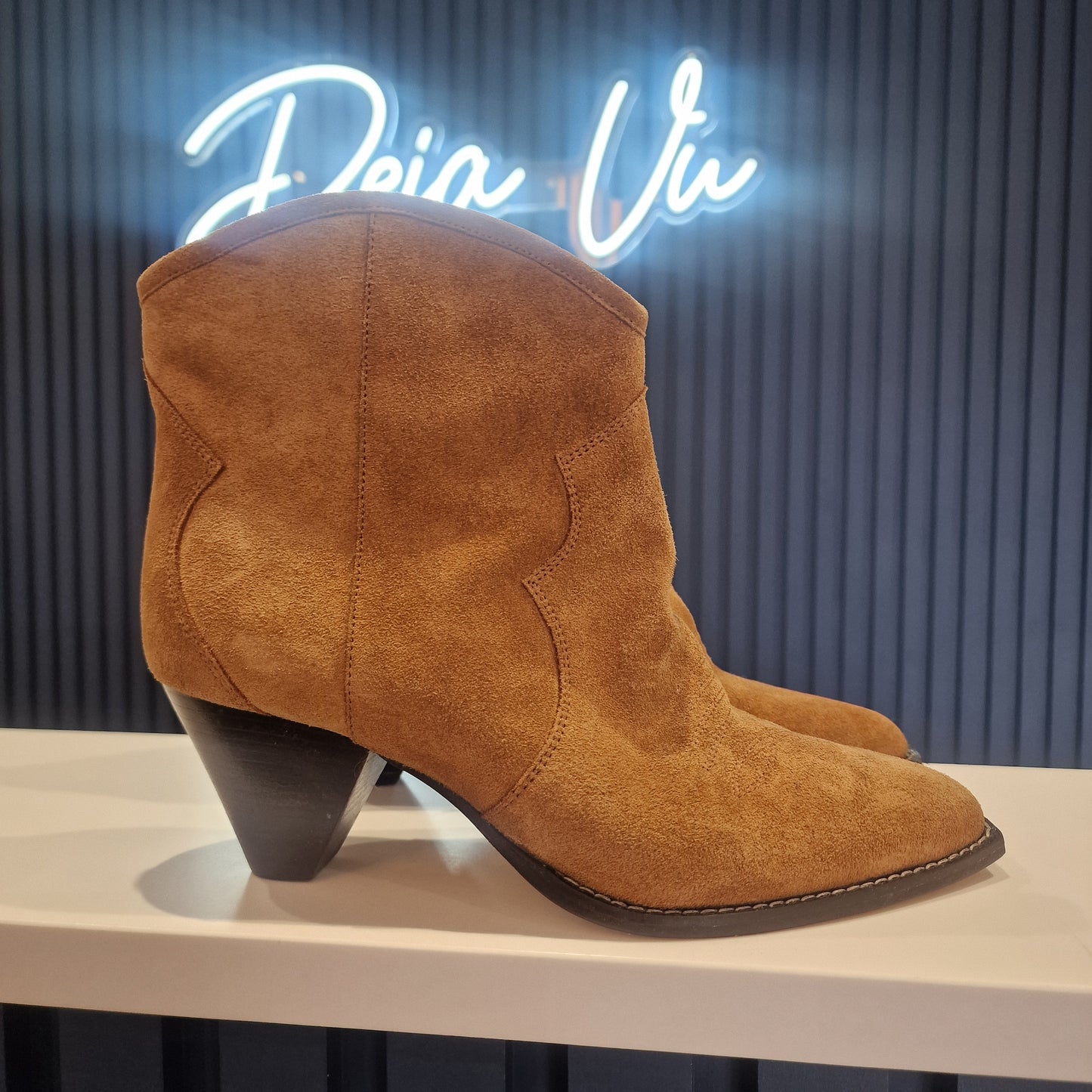 Isabel Marant Darizo Tan Suede Boots - 40/7